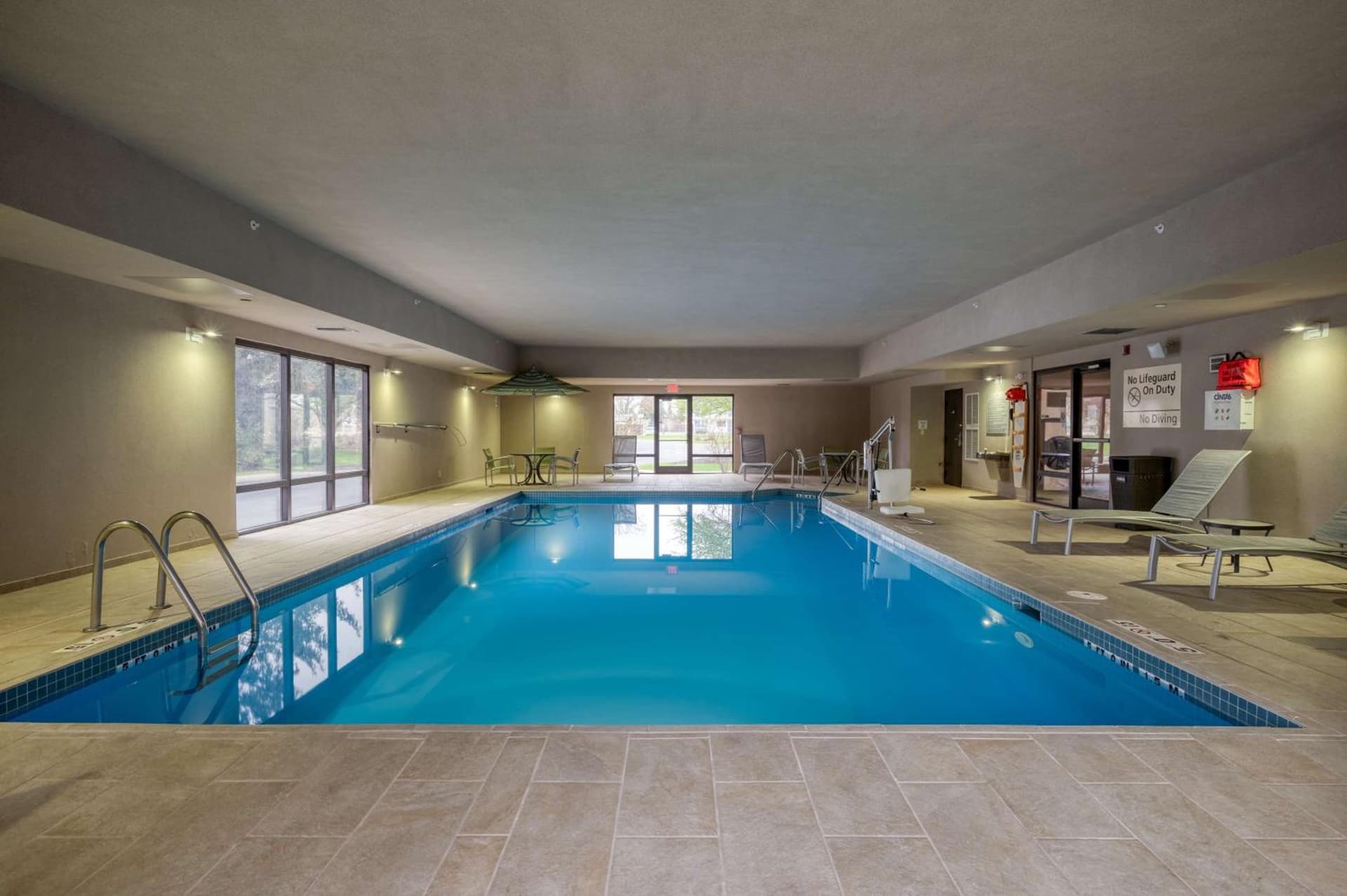 Hampton Inn Janesville property views in Janesville, WI — gallery photo 3