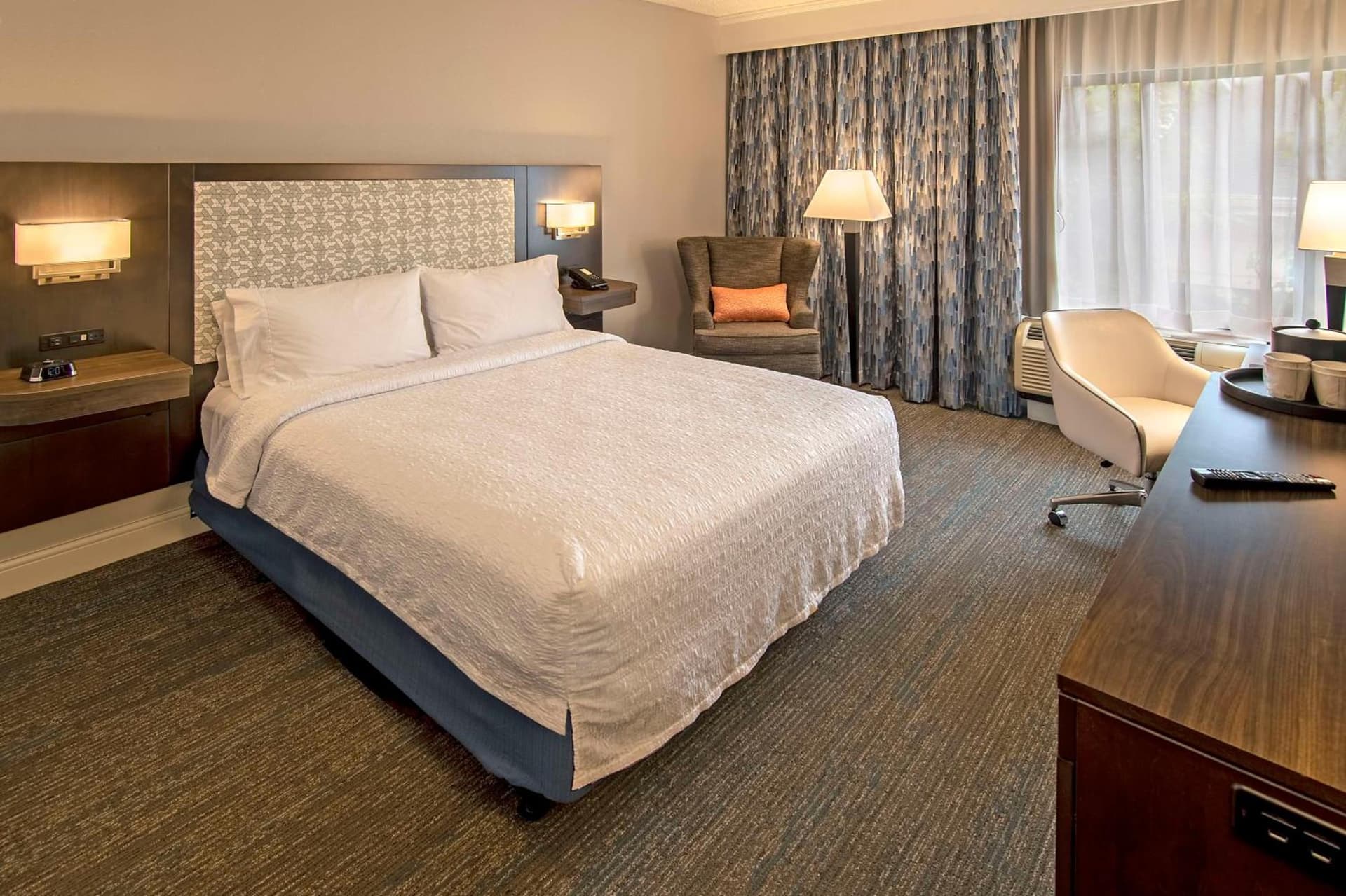 Hampton Inn & Suites Fairfield gallery photo in Fairfield — image 53