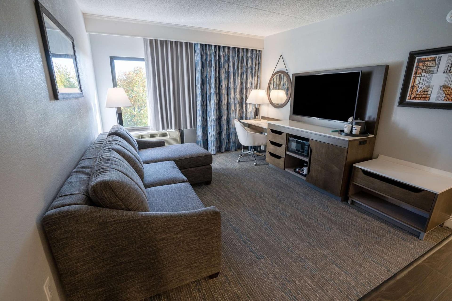 Hampton Inn & Suites Fairfield gallery photo in Fairfield — image 9