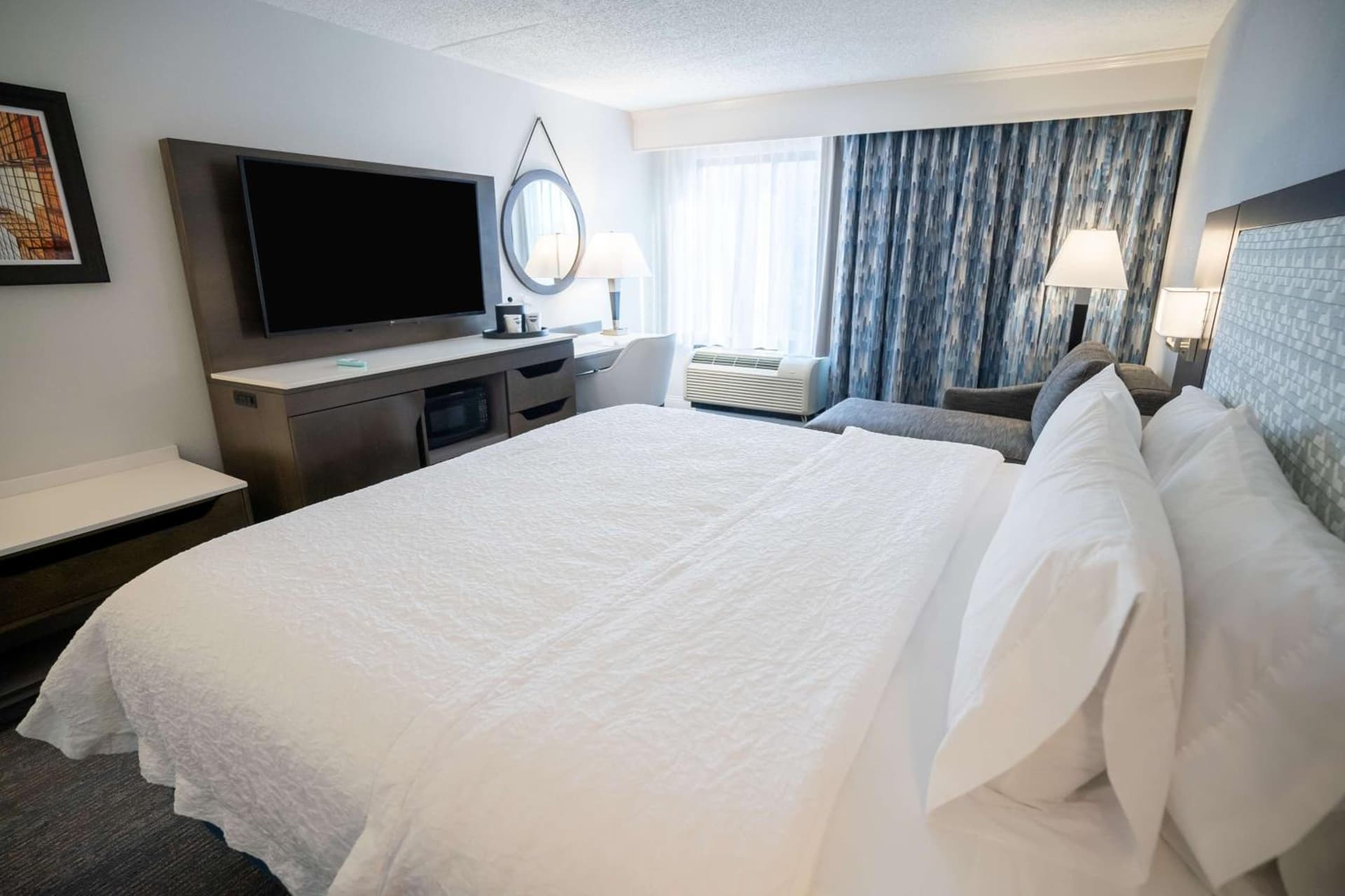 Hampton Inn & Suites Fairfield gallery photo in Fairfield — image 72