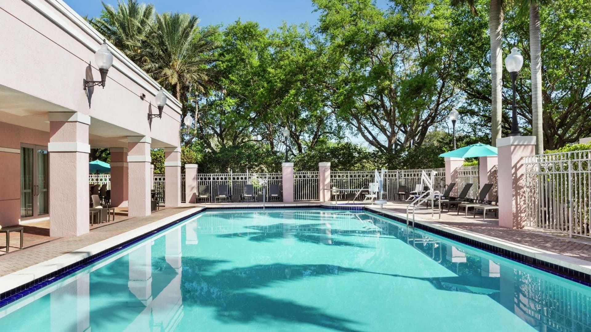 DoubleTree by Hilton Sunrise - Sawgrass Mills property views in Sunrise, FL — gallery photo 3