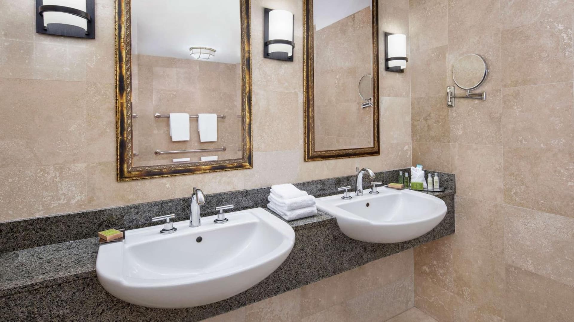 DoubleTree by Hilton Sunrise - Sawgrass Mills gallery photo in Sunrise, FL — image 38