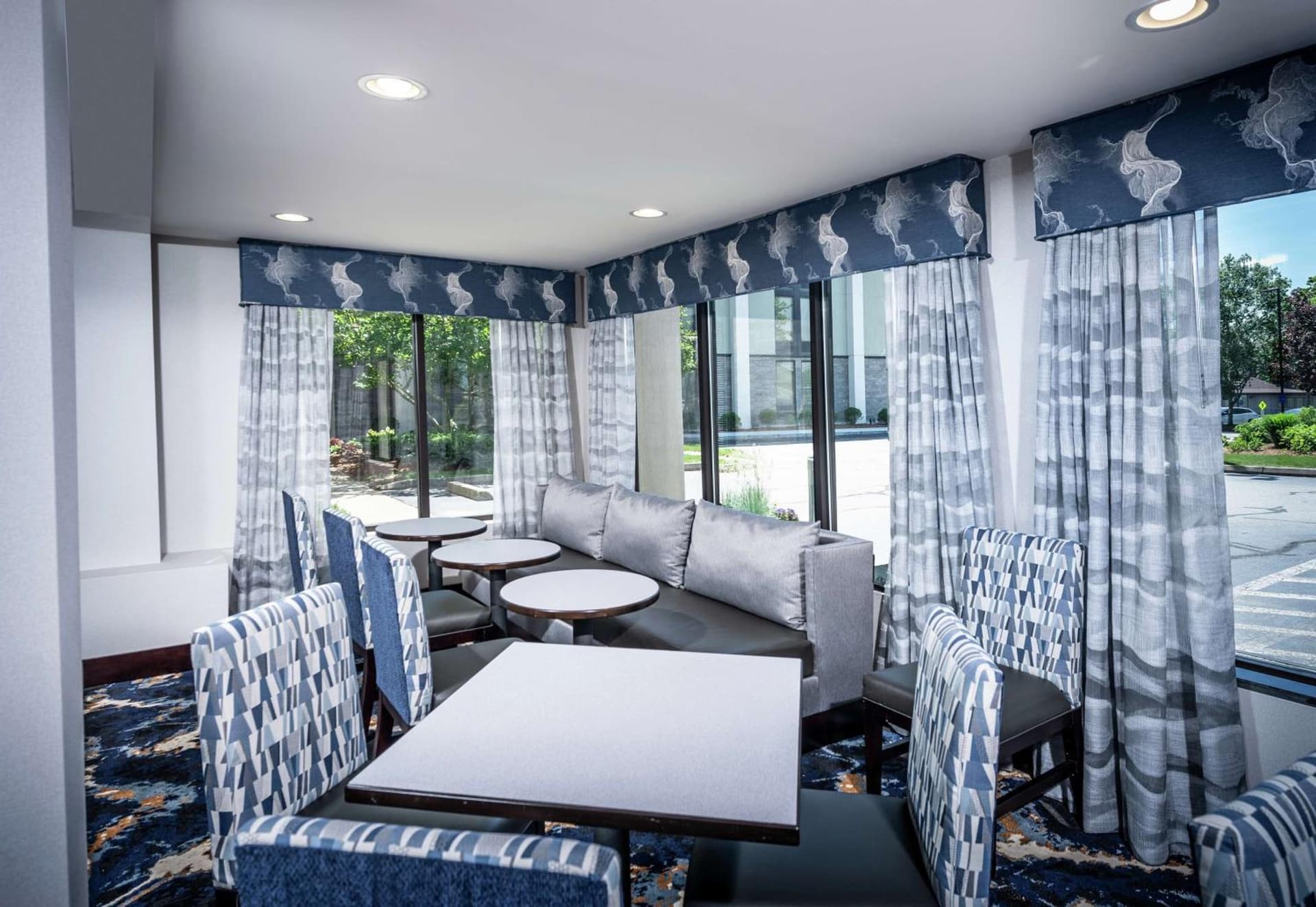 Hampton Inn Fall River/Westport gallery photo in North Westport, MA — image 35