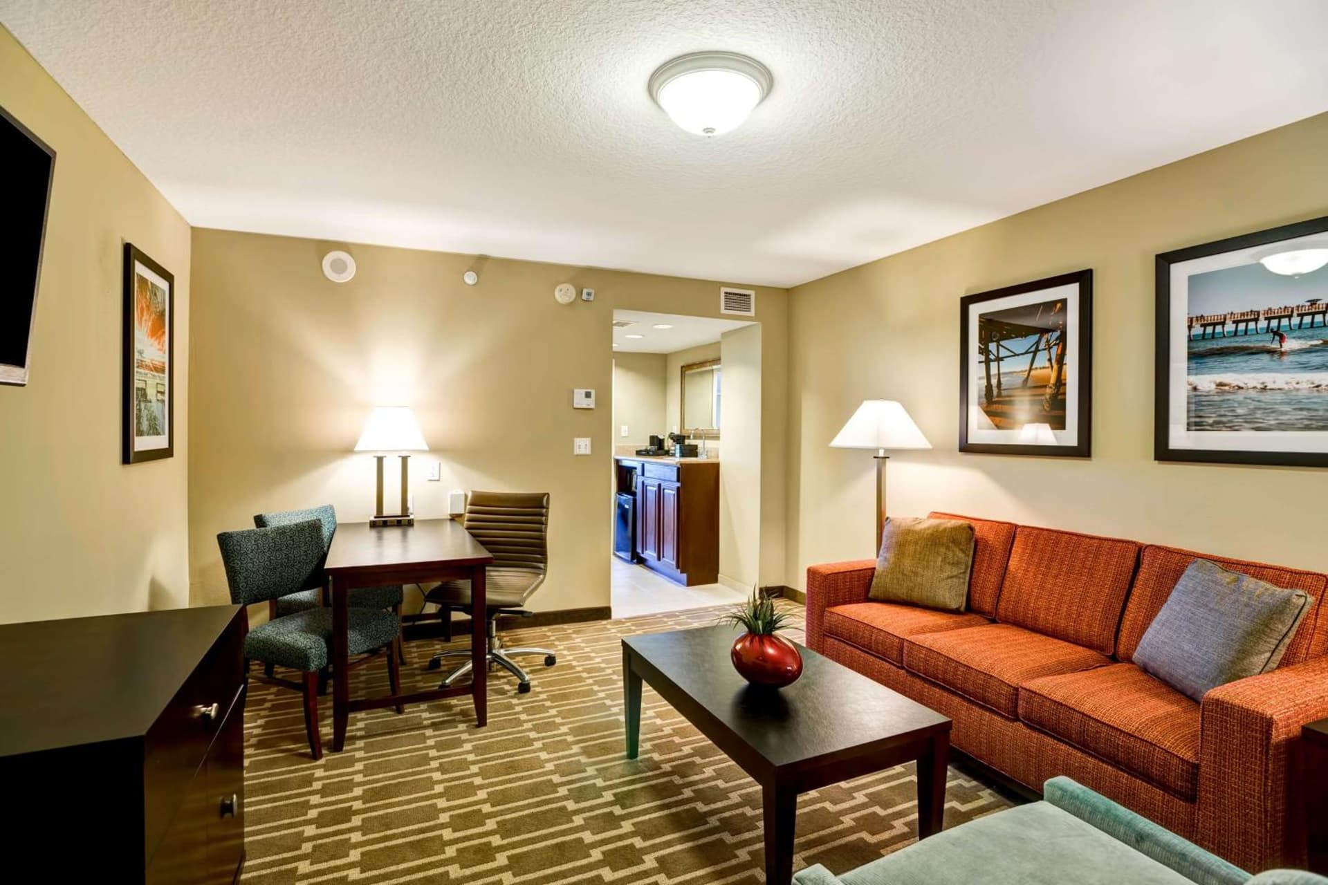Embassy Suites Fort Myers - Estero gallery photo in Estero, FL — image 4