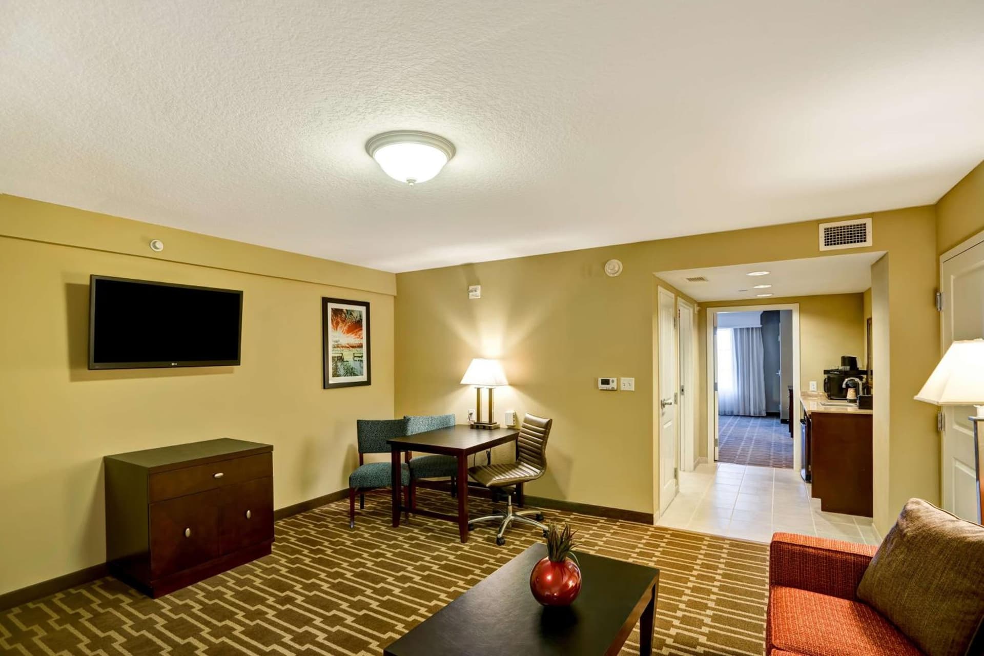 Embassy Suites Fort Myers - Estero gallery photo in Estero, FL — image 8