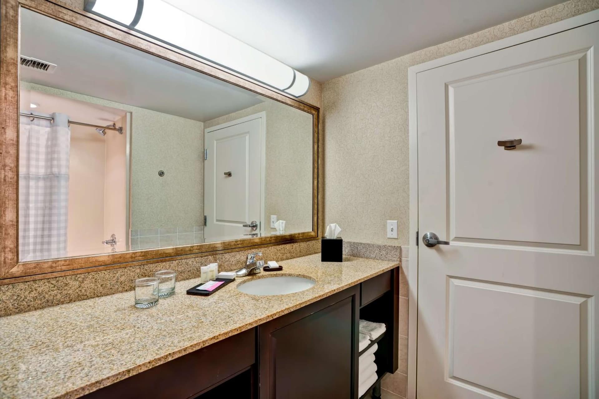 Embassy Suites Fort Myers - Estero gallery photo in Estero, FL — image 45