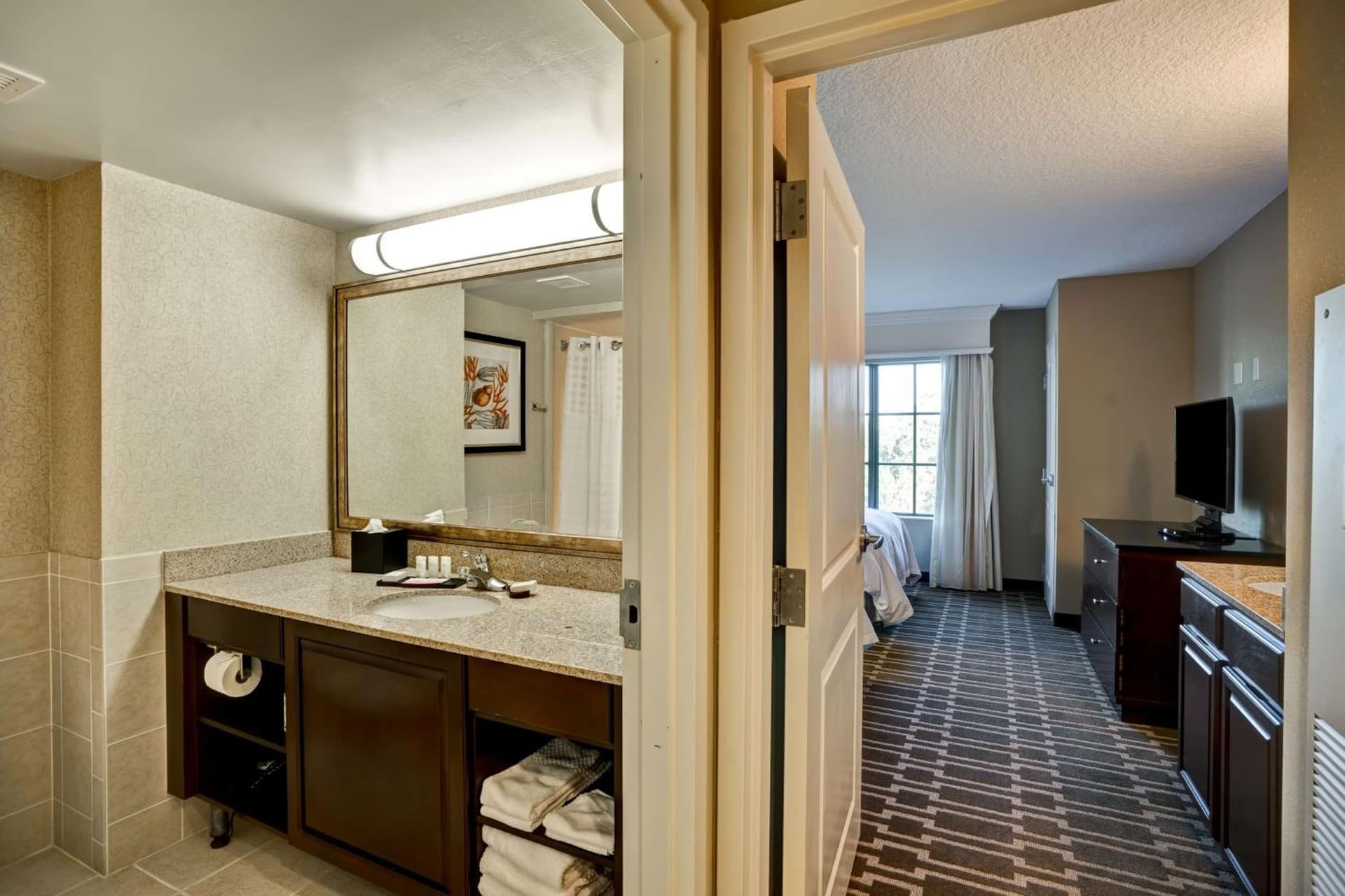 Embassy Suites Fort Myers - Estero gallery photo in Estero, FL — image 27
