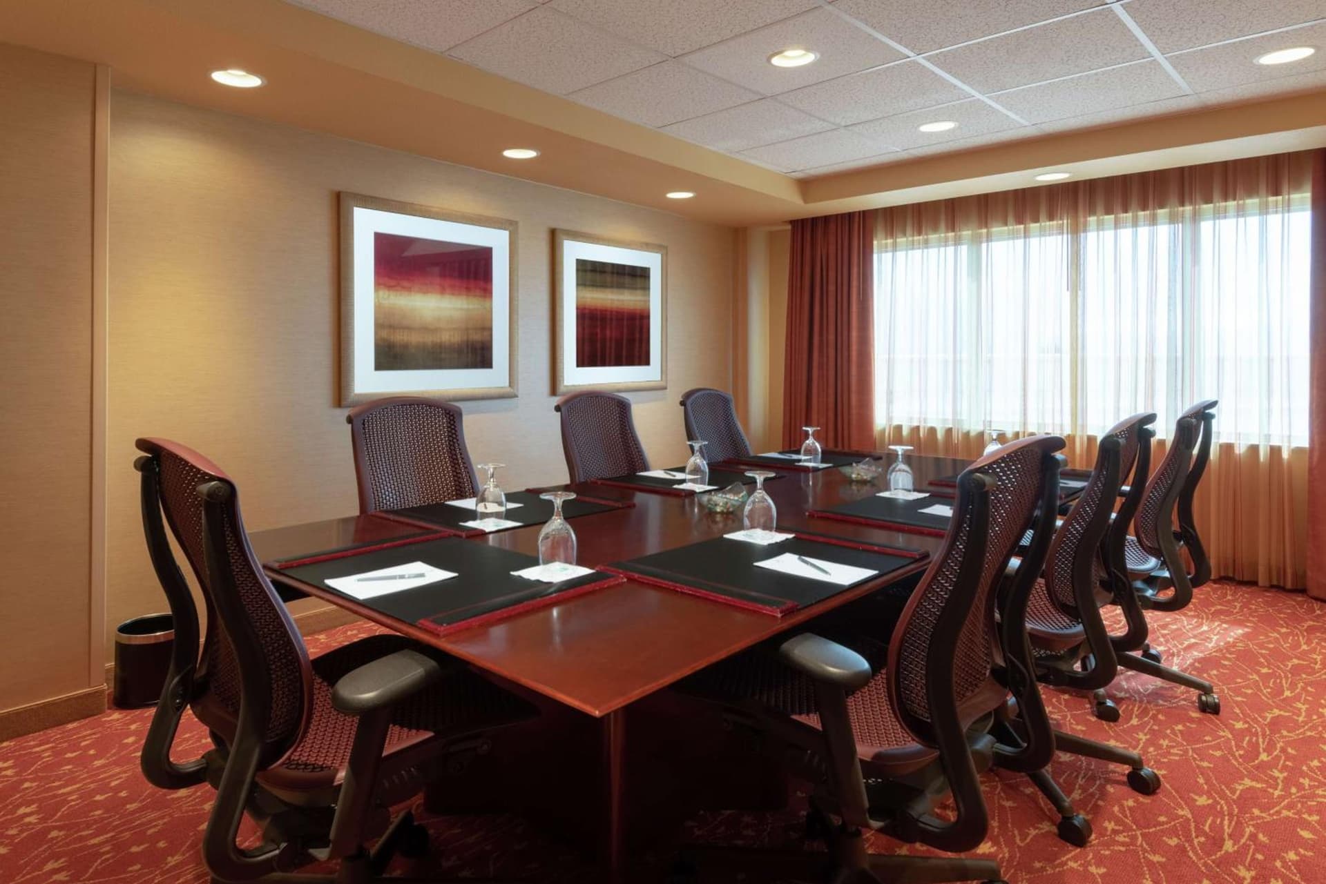 Embassy Suites Loveland Conference Center gallery photo in Loveland, CO — image 43