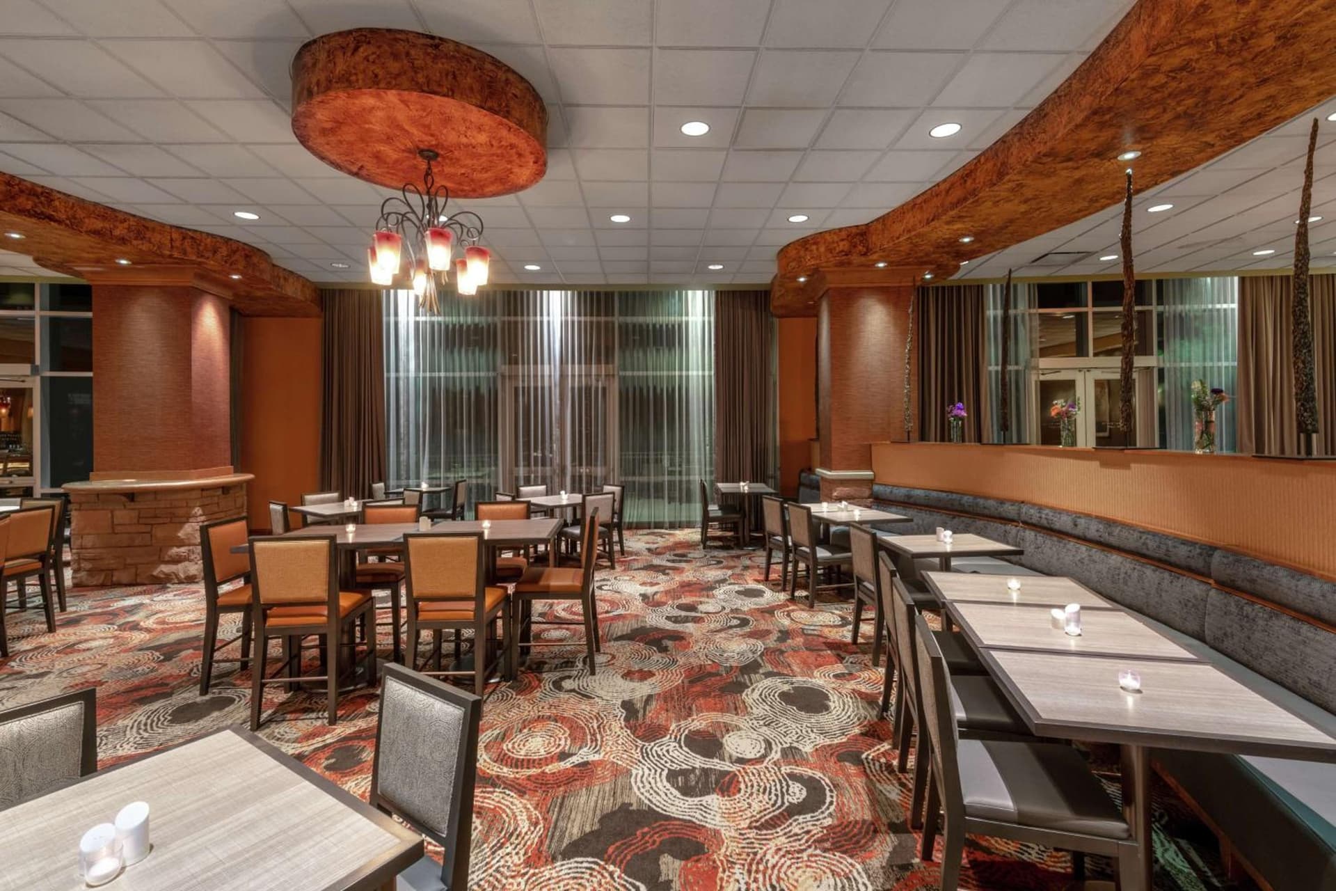 Embassy Suites Loveland Conference Center gallery photo in Loveland, CO — image 9