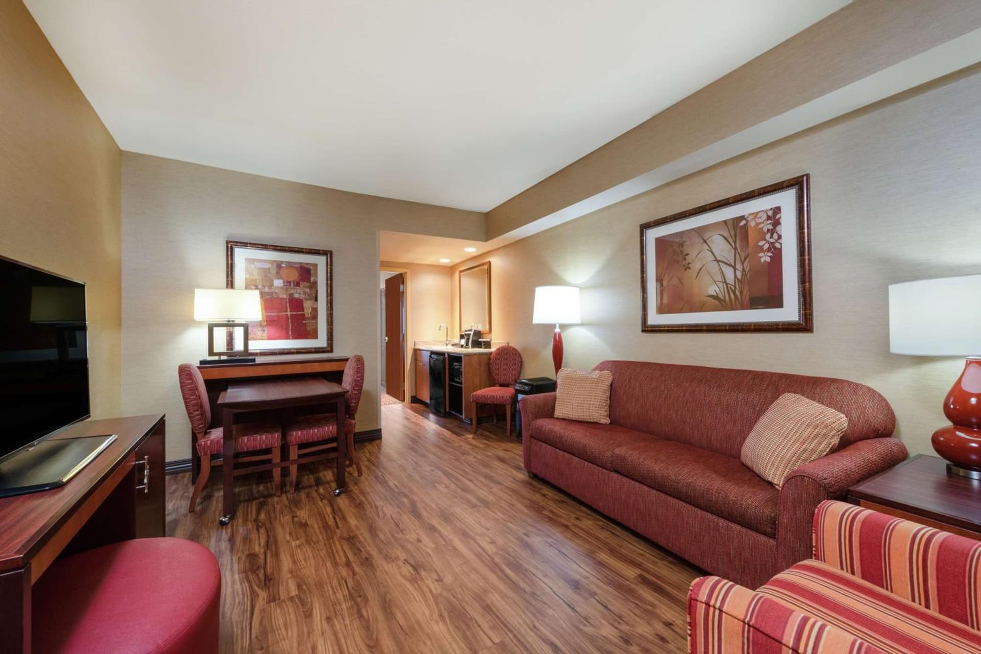 Embassy Suites Loveland Conference Center gallery photo in Loveland, CO — image 14
