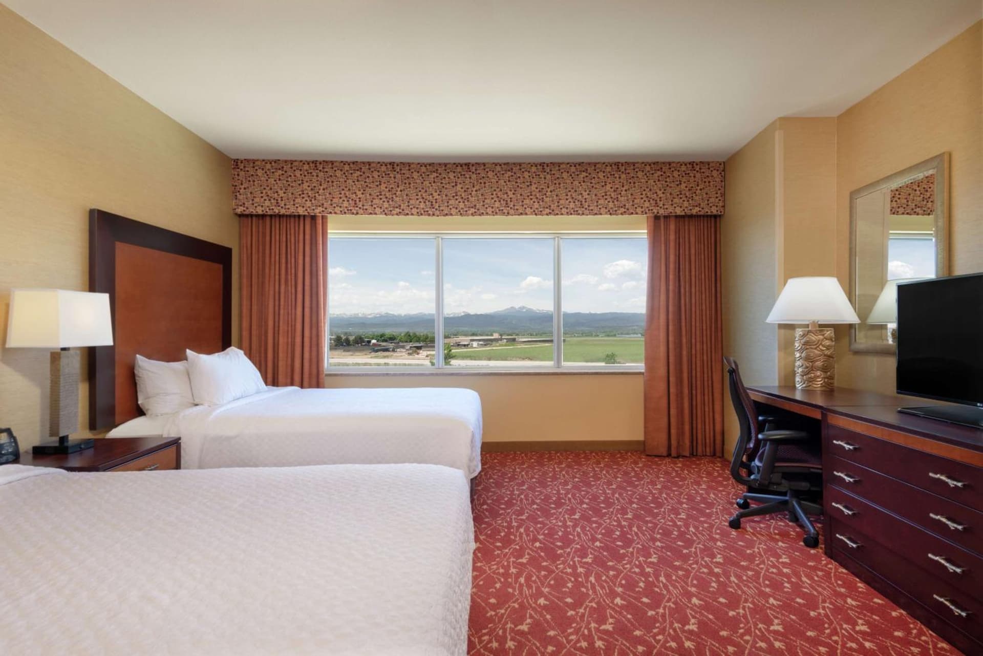 Embassy Suites Loveland Conference Center gallery photo in Loveland, CO — image 20