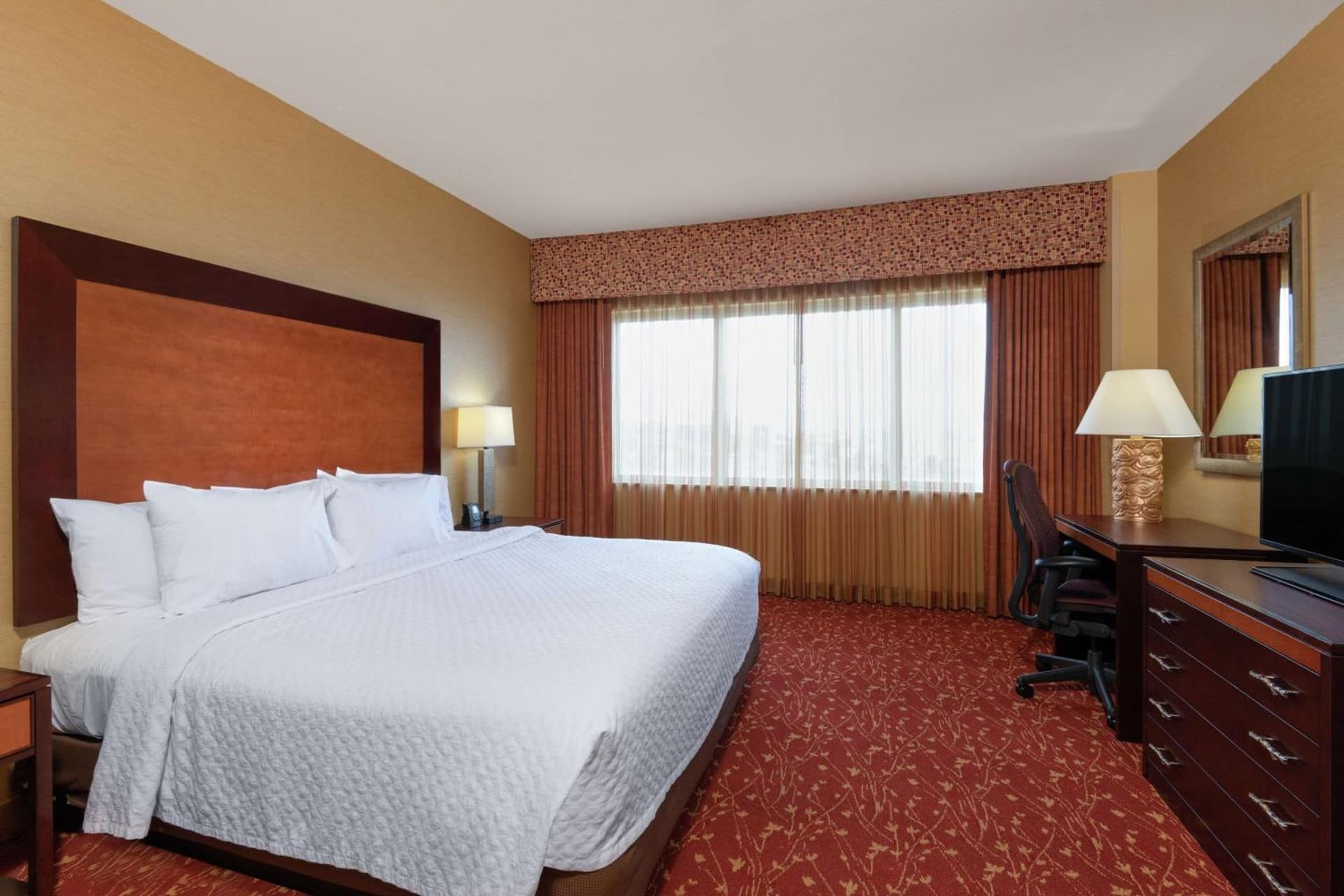 Embassy Suites Loveland Conference Center gallery photo in Loveland, CO — image 45