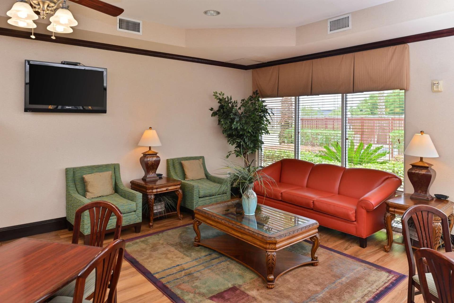 Hampton Inn Houston-Deer Park Ship Area interior in Deer Park, TX — gallery photo 2