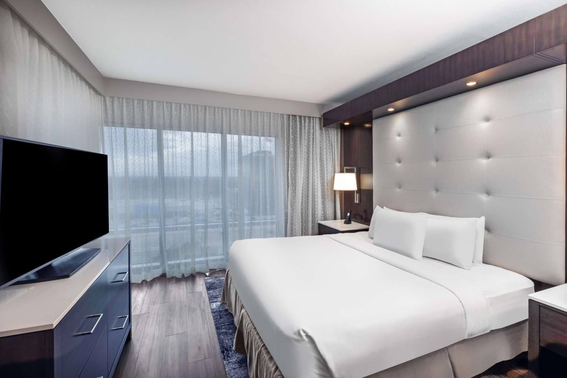 Embassy Suites by Hilton Houston-Energy Corridor gallery photo in Houston, TX — image 12