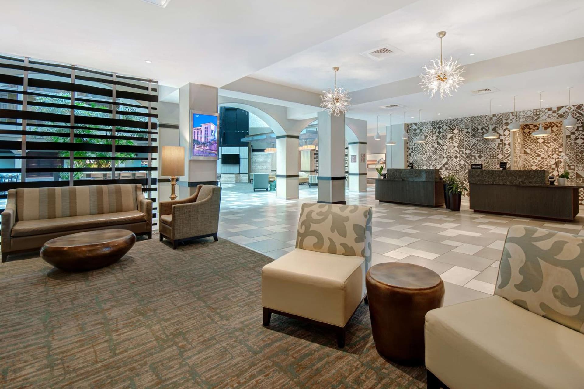 Embassy Suites by Hilton Jacksonville Baymeadows gallery photo in Jacksonville, FL — image 4