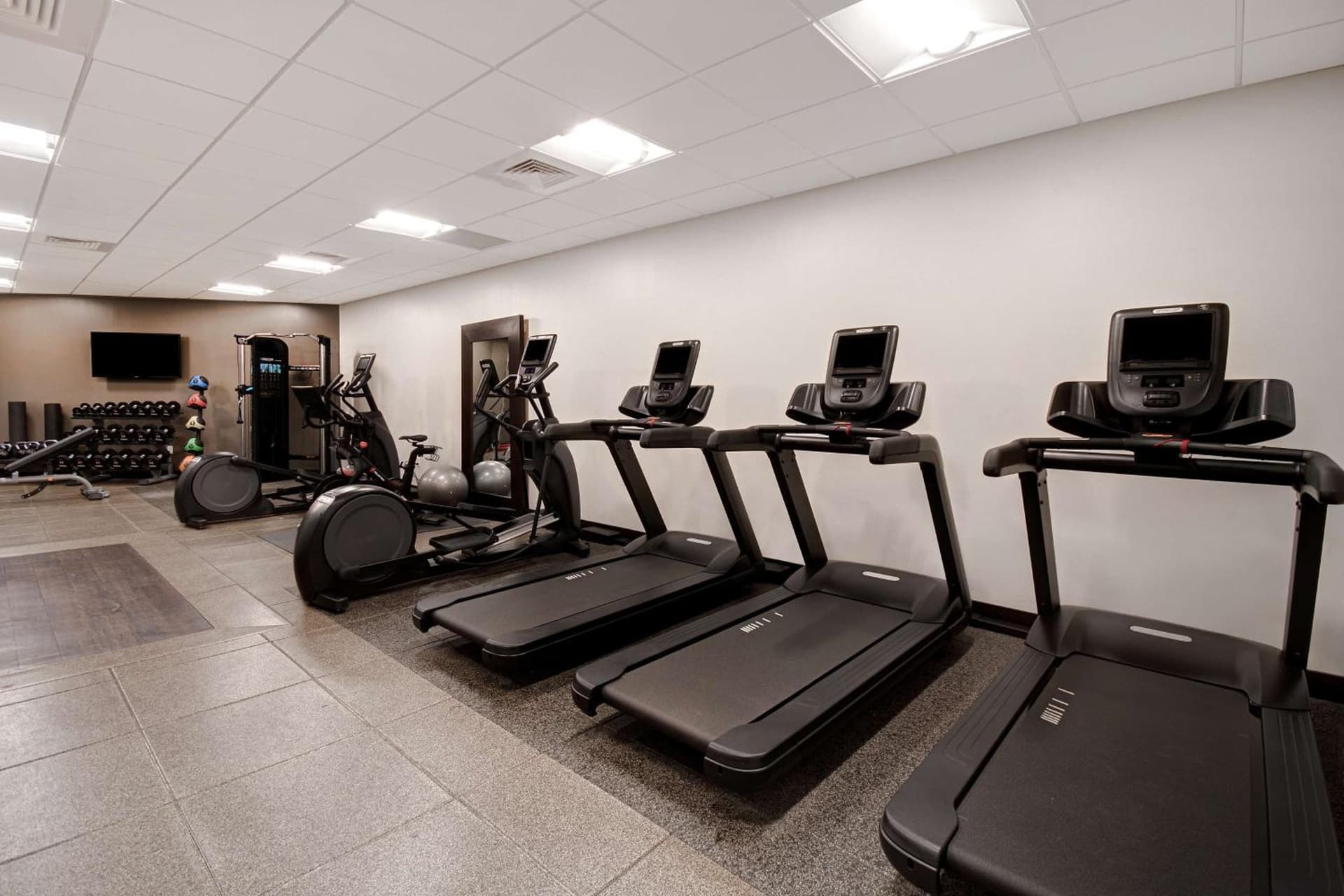 Embassy Suites by Hilton Jacksonville Baymeadows gallery photo in Jacksonville, FL — image 48