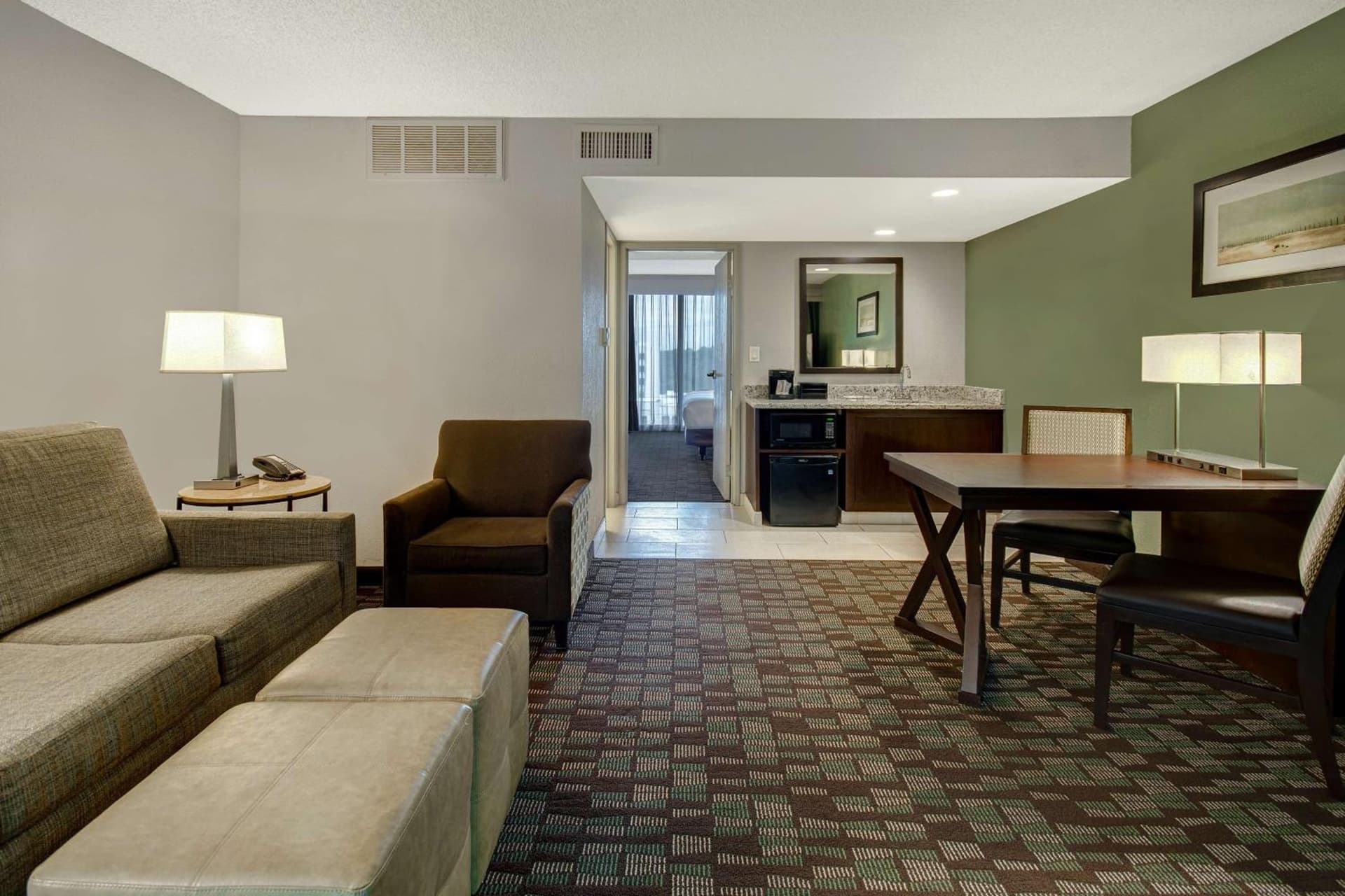 Embassy Suites by Hilton Jacksonville Baymeadows gallery photo in Jacksonville, FL — image 30