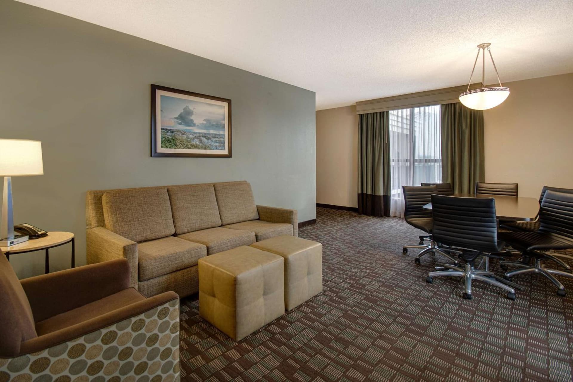 Embassy Suites by Hilton Jacksonville Baymeadows gallery photo in Jacksonville, FL — image 44
