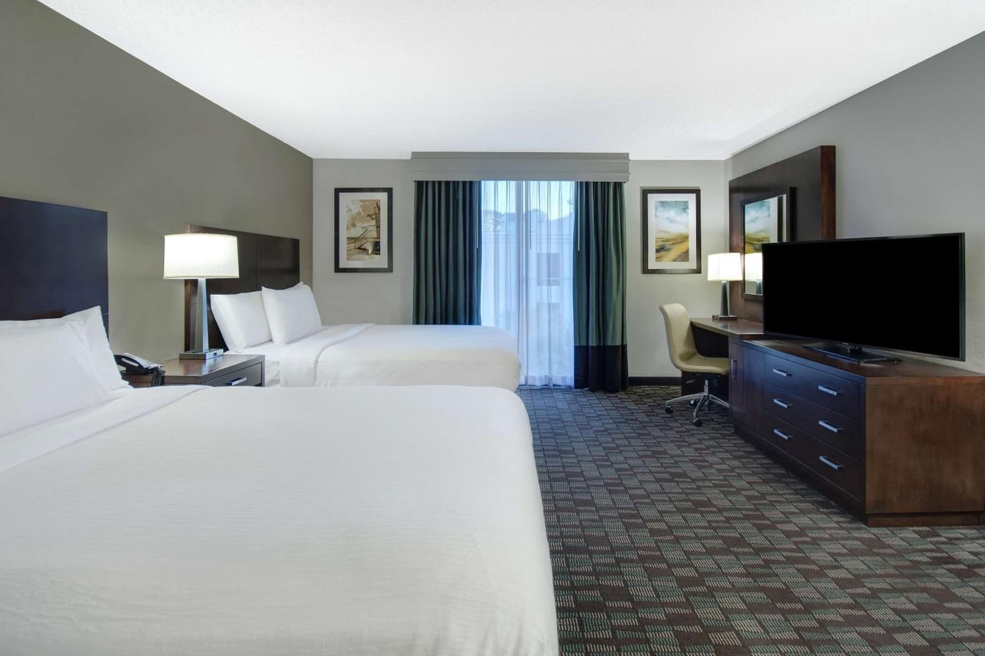 Embassy Suites by Hilton Jacksonville Baymeadows gallery photo in Jacksonville, FL — image 11