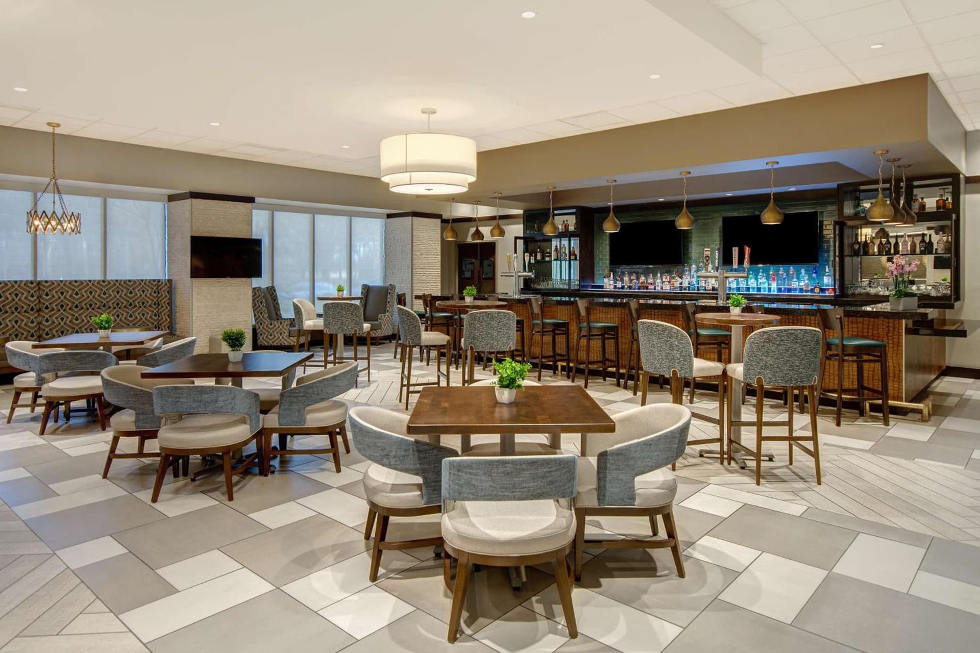 Embassy Suites by Hilton Jacksonville Baymeadows gallery photo in Jacksonville, FL — image 35