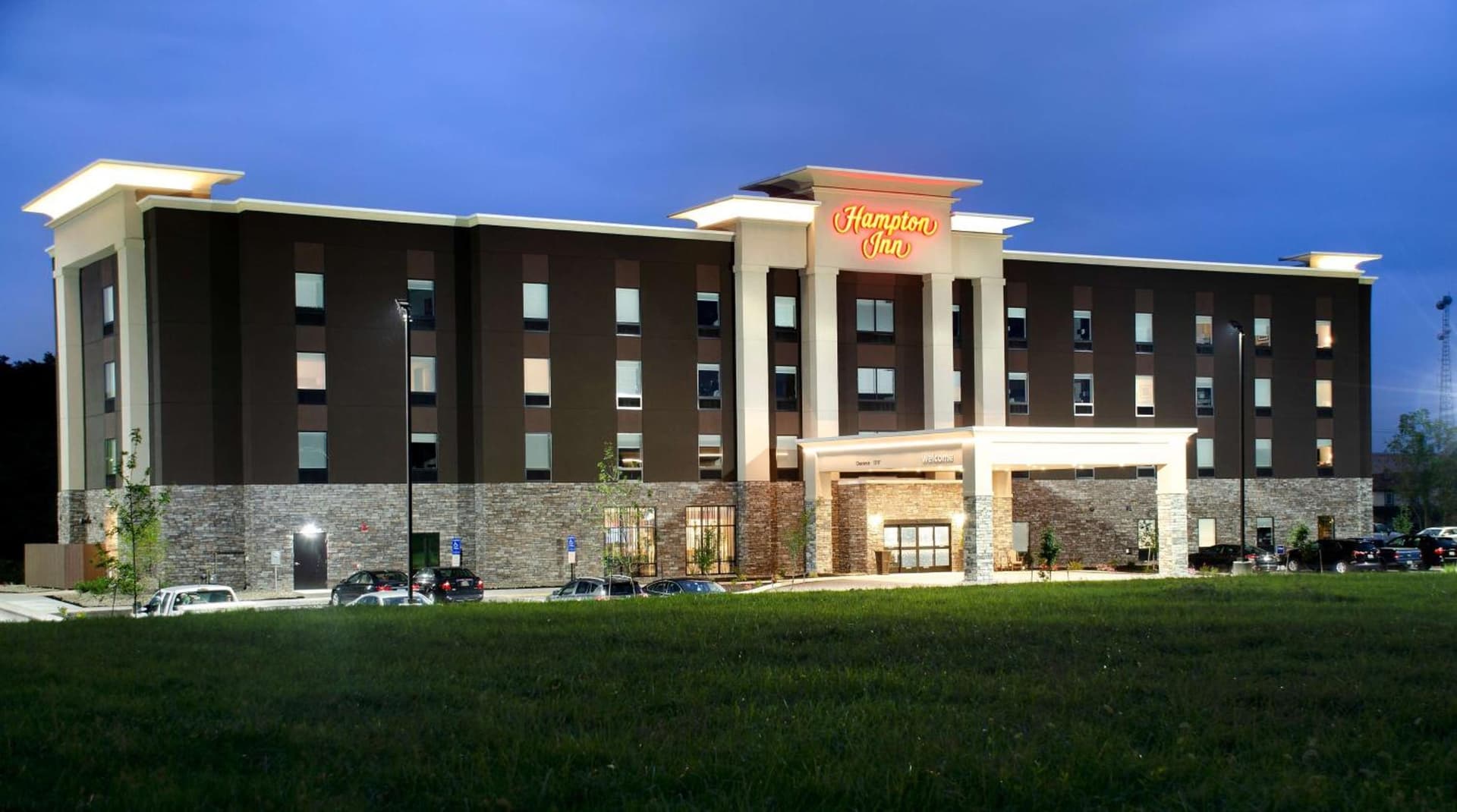 Hampton Inn Lebanon interior in Lebanon, PA — gallery photo 2