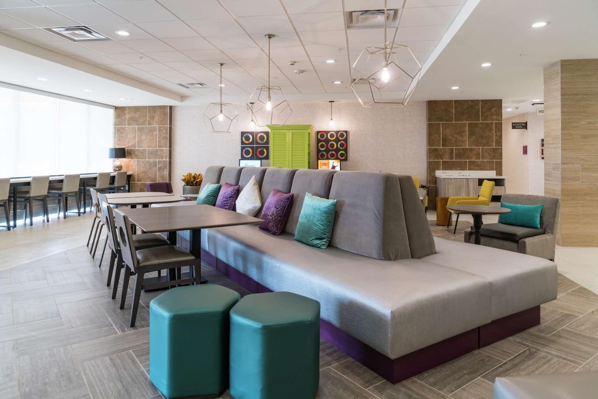 Home2 Suites By Hilton Jackson Flowood Airport Area interior in Flowood, MS — gallery photo 2