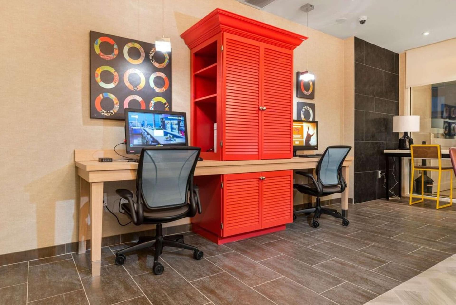 Home2 Suites By Hilton Newark Airport gallery photo in Newark, NJ — image 6