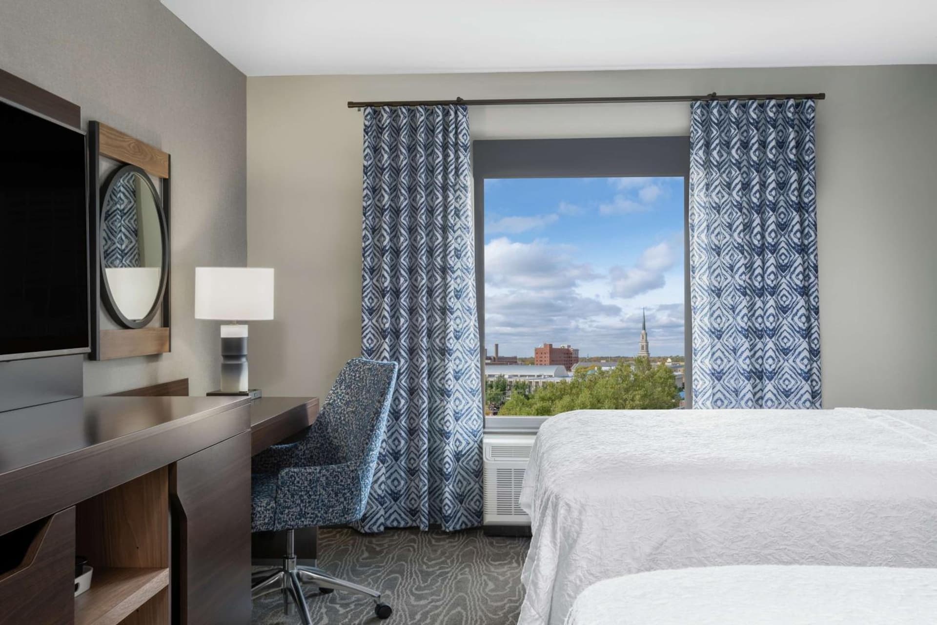 Hampton Inn & Suites Fort Wayne Downtown gallery photo in Fort Wayne, IN — image 35