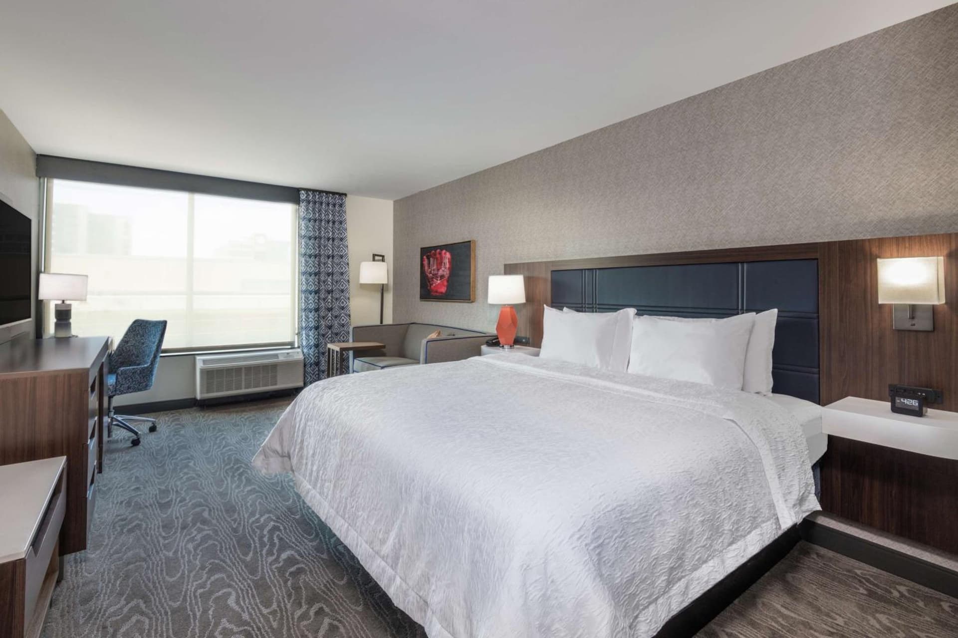 Hampton Inn & Suites Fort Wayne Downtown gallery photo in Fort Wayne, IN — image 33