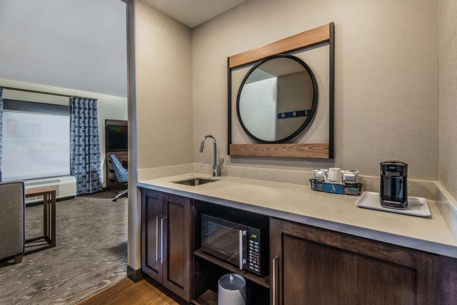 Hampton Inn & Suites Fort Wayne Downtown gallery photo in Fort Wayne, IN — image 31