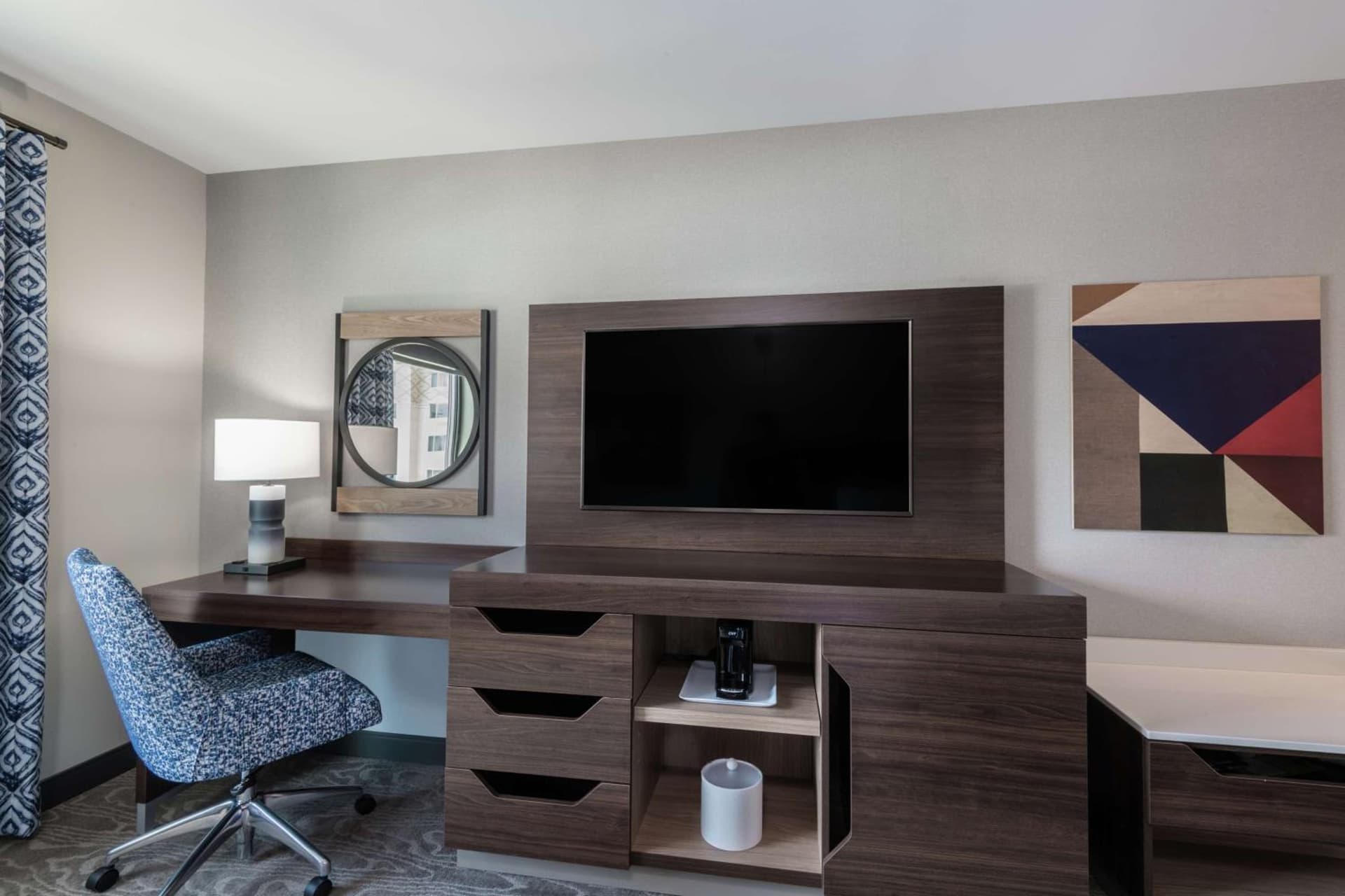 Hampton Inn & Suites Fort Wayne Downtown gallery photo in Fort Wayne, IN — image 24