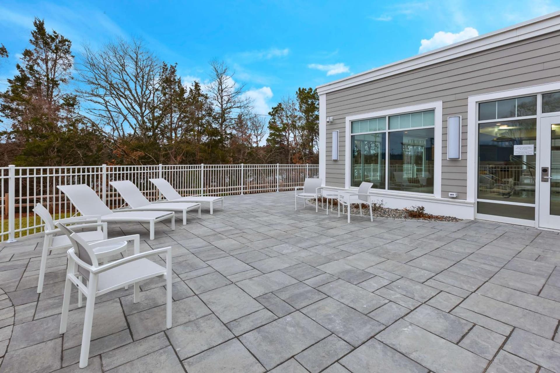Hampton Inn Cape Cod Canal interior in Buzzards Bay, MA — gallery photo 2