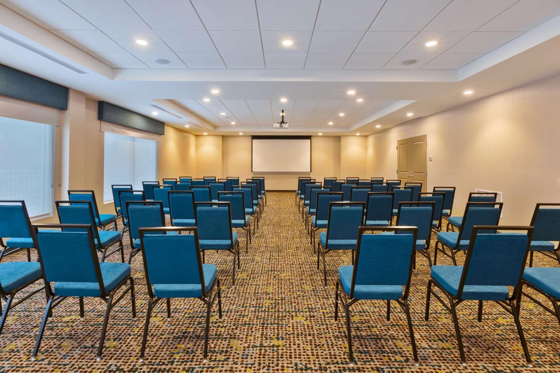 Hampton Inn Cape Cod Canal gallery photo in Buzzards Bay, MA — image 4