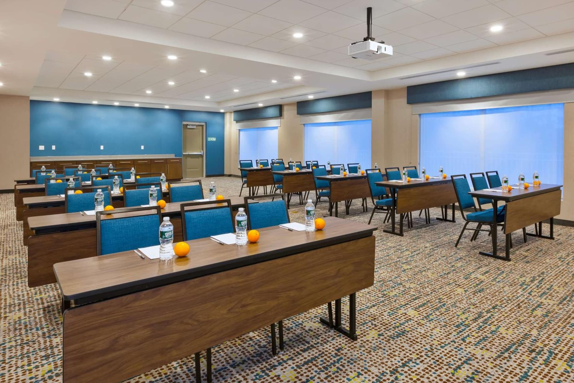 Hampton Inn Cape Cod Canal gallery photo in Buzzards Bay, MA — image 43