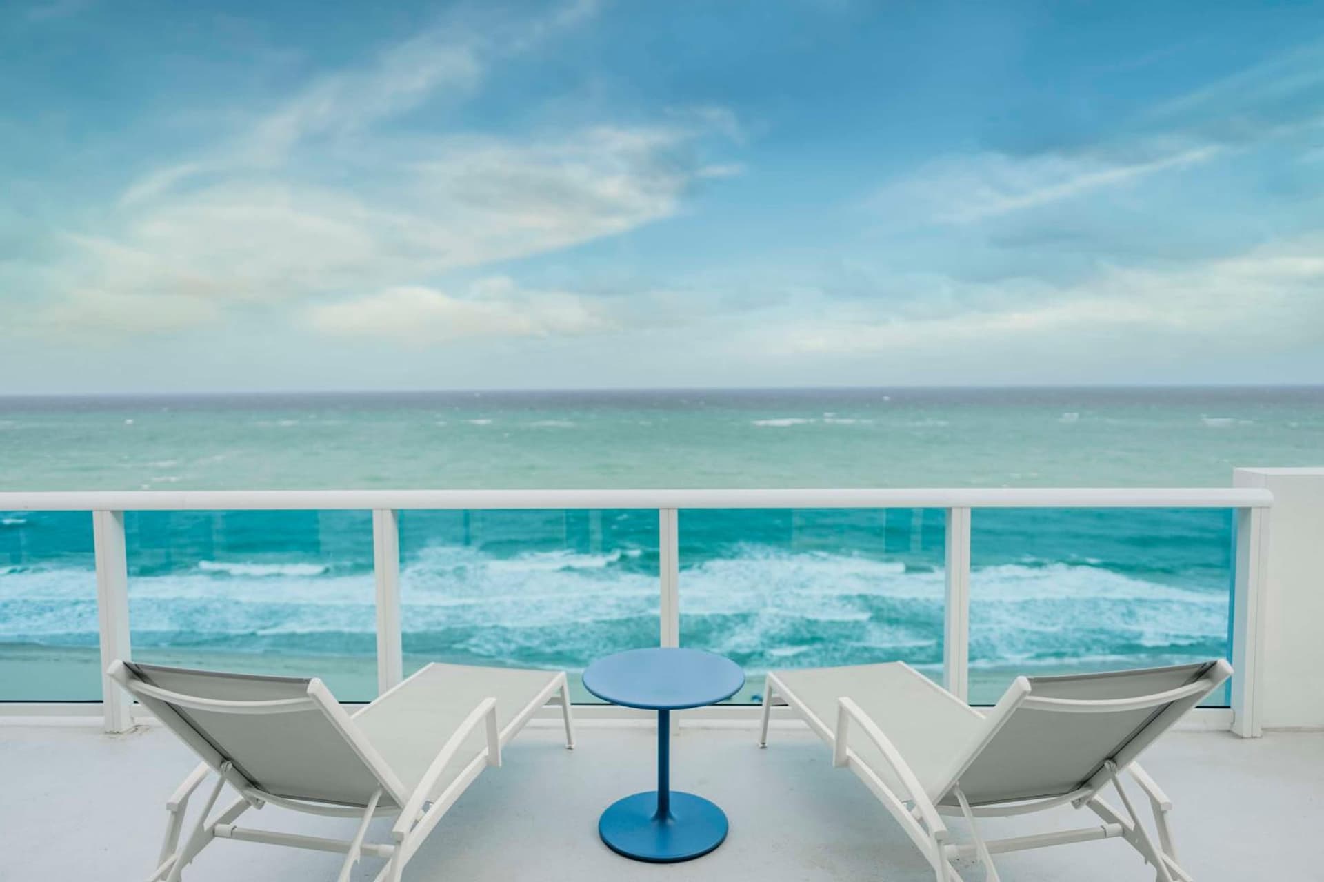 Hotel Maren Fort Lauderdale Beach, Curio Collection By Hilton gallery photo in Fort Lauderdale, FL — image 91