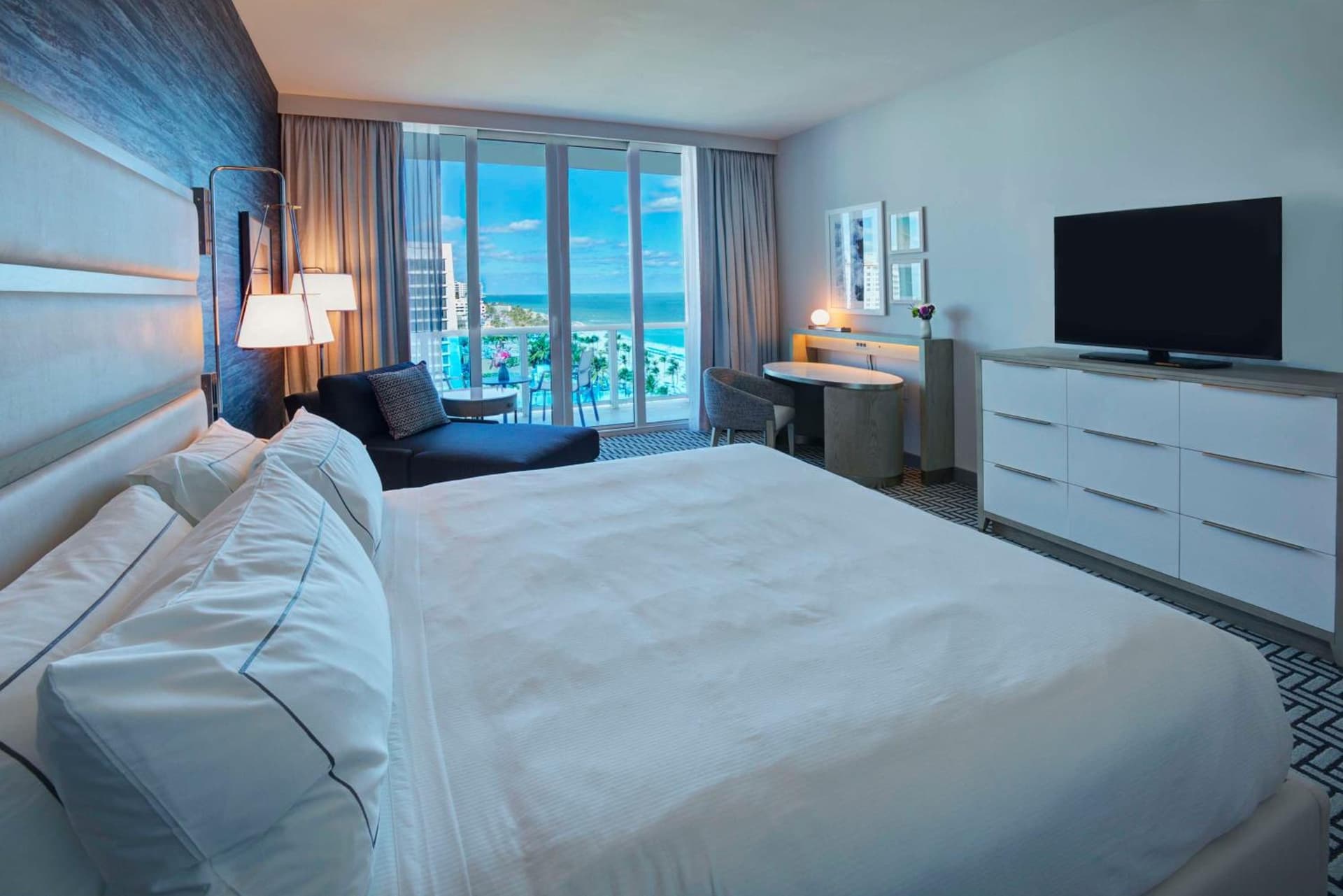 Hotel Maren Fort Lauderdale Beach, Curio Collection By Hilton gallery photo in Fort Lauderdale, FL — image 28