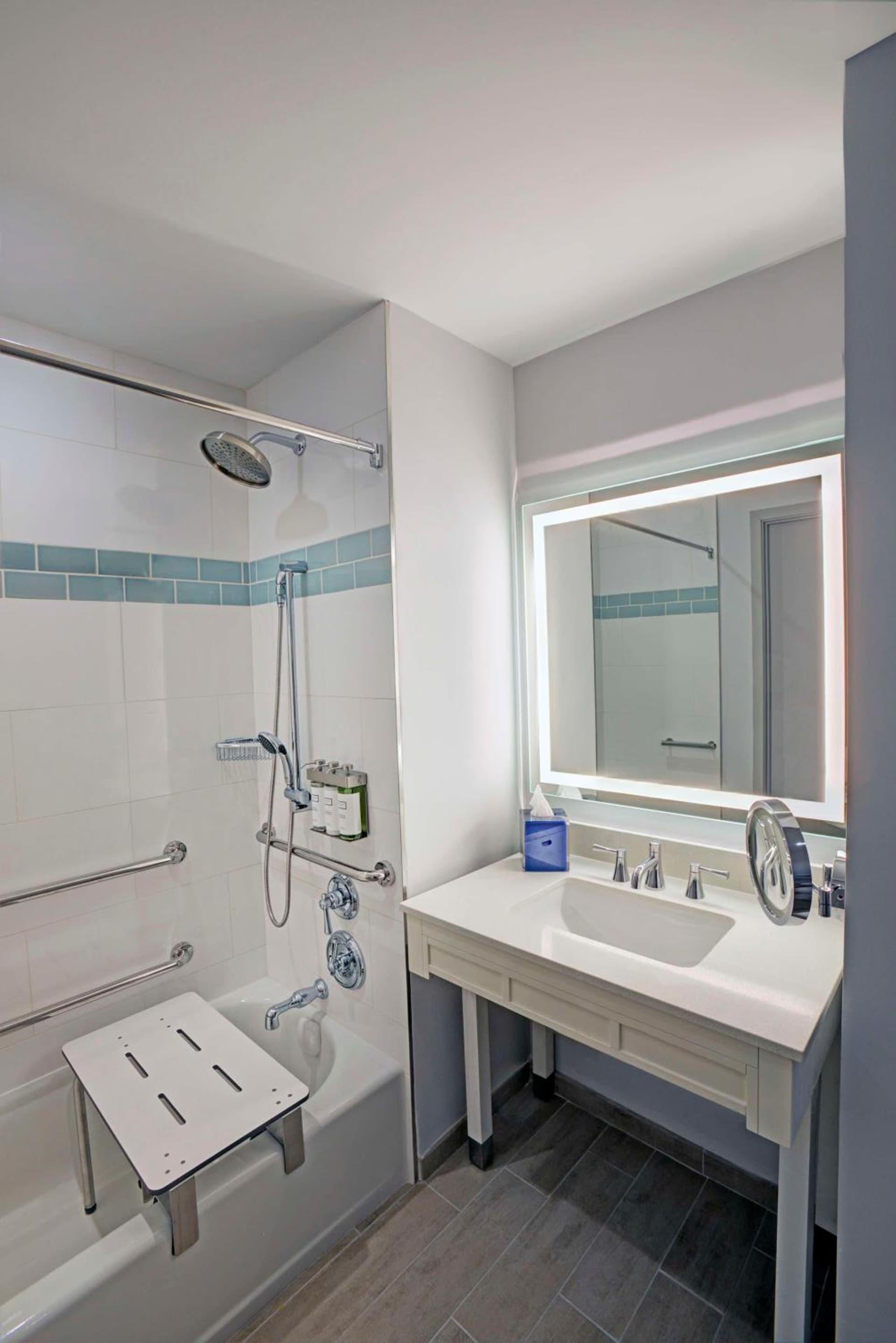 Hotel Maren Fort Lauderdale Beach, Curio Collection By Hilton gallery photo in Fort Lauderdale, FL — image 8