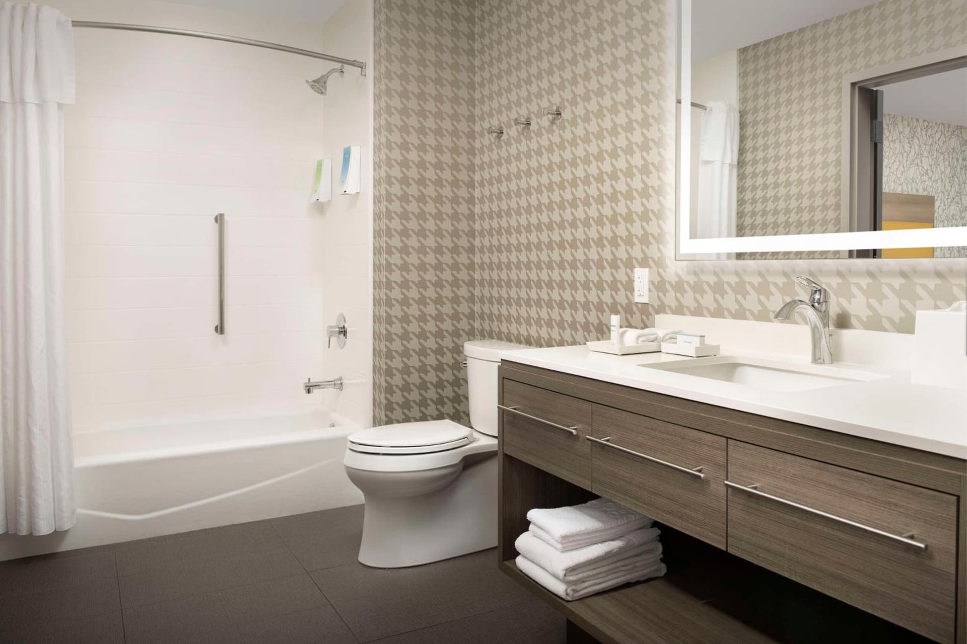 Home2 Suites By Hilton Clovis Fresno Airport gallery photo in Clovis, CA — image 18