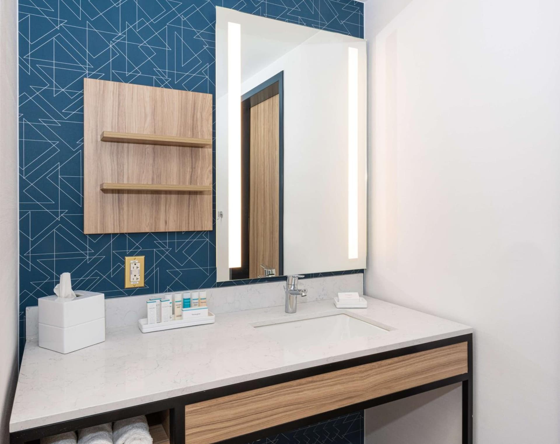 Hilton Garden Inn Flint Downtown gallery photo in Flint, MI — image 32