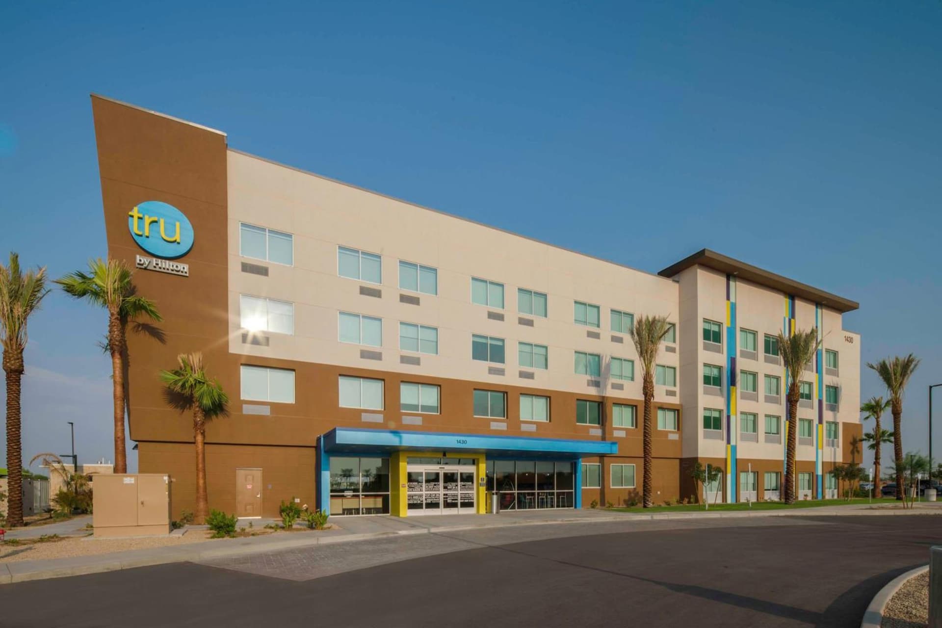 Tru By Hilton Goodyear Phoenix West, Az interior in Goodyear, AZ — gallery photo 2