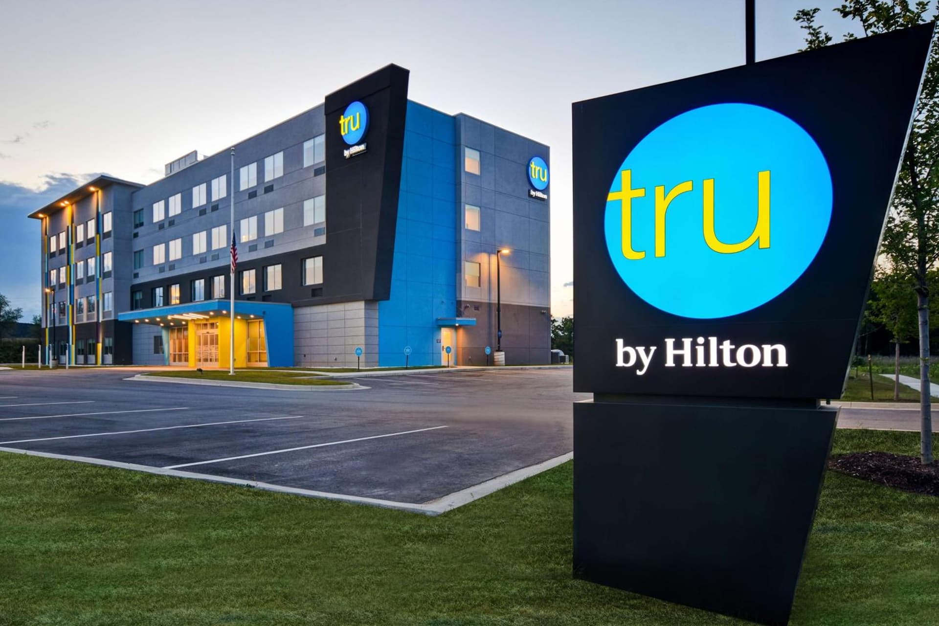 Tru By Hilton Auburn, In featured exterior or lobby in Auburn, IN — similar hotel