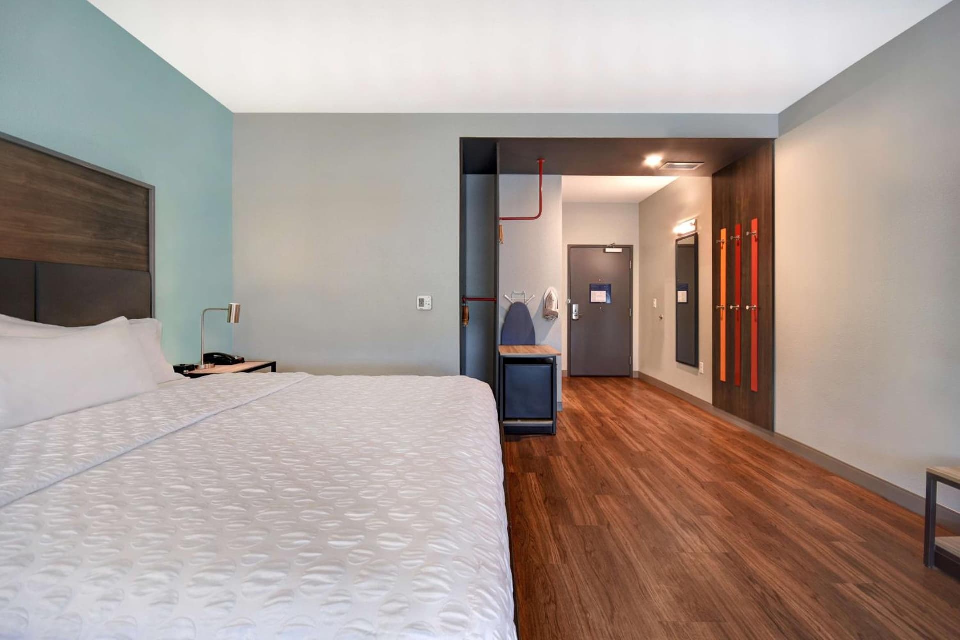 Tru By Hilton Auburn, In interior in Auburn, IN — gallery photo 2