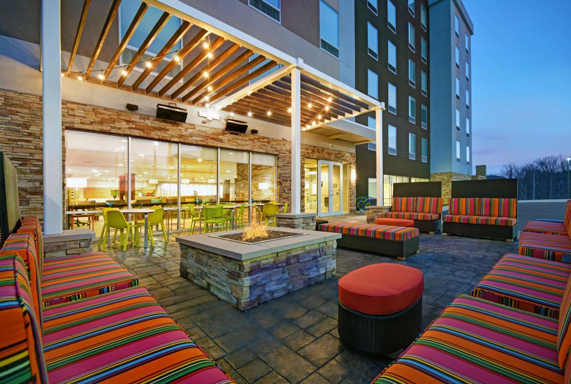 Home2 Suites By Hilton Columbus gallery photo in Columbus, IN — image 15