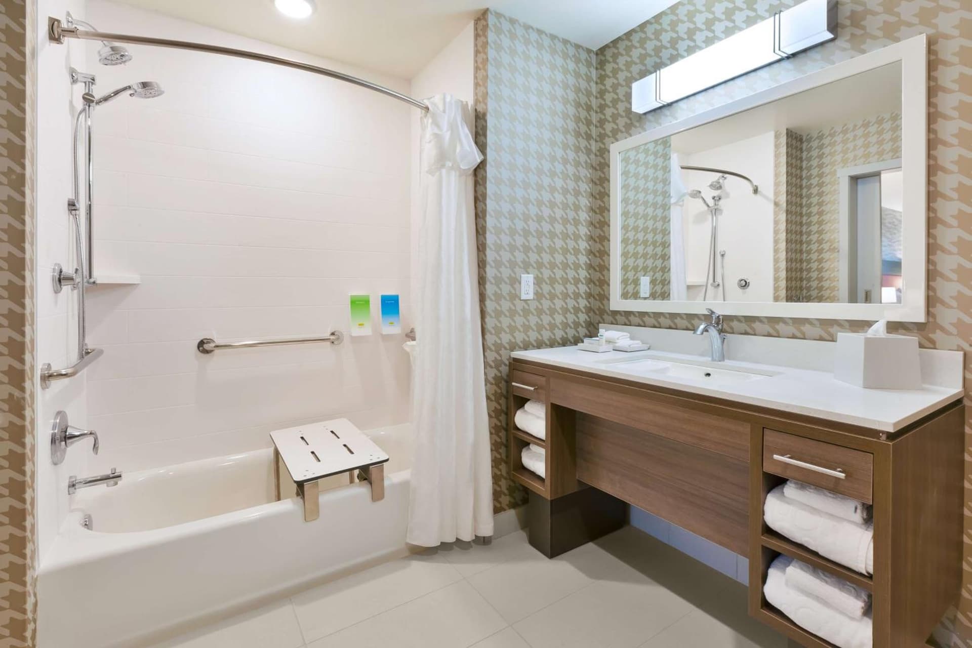 Home2 Suites by Hilton Saginaw, MI gallery photo in Saginaw, MI — image 13