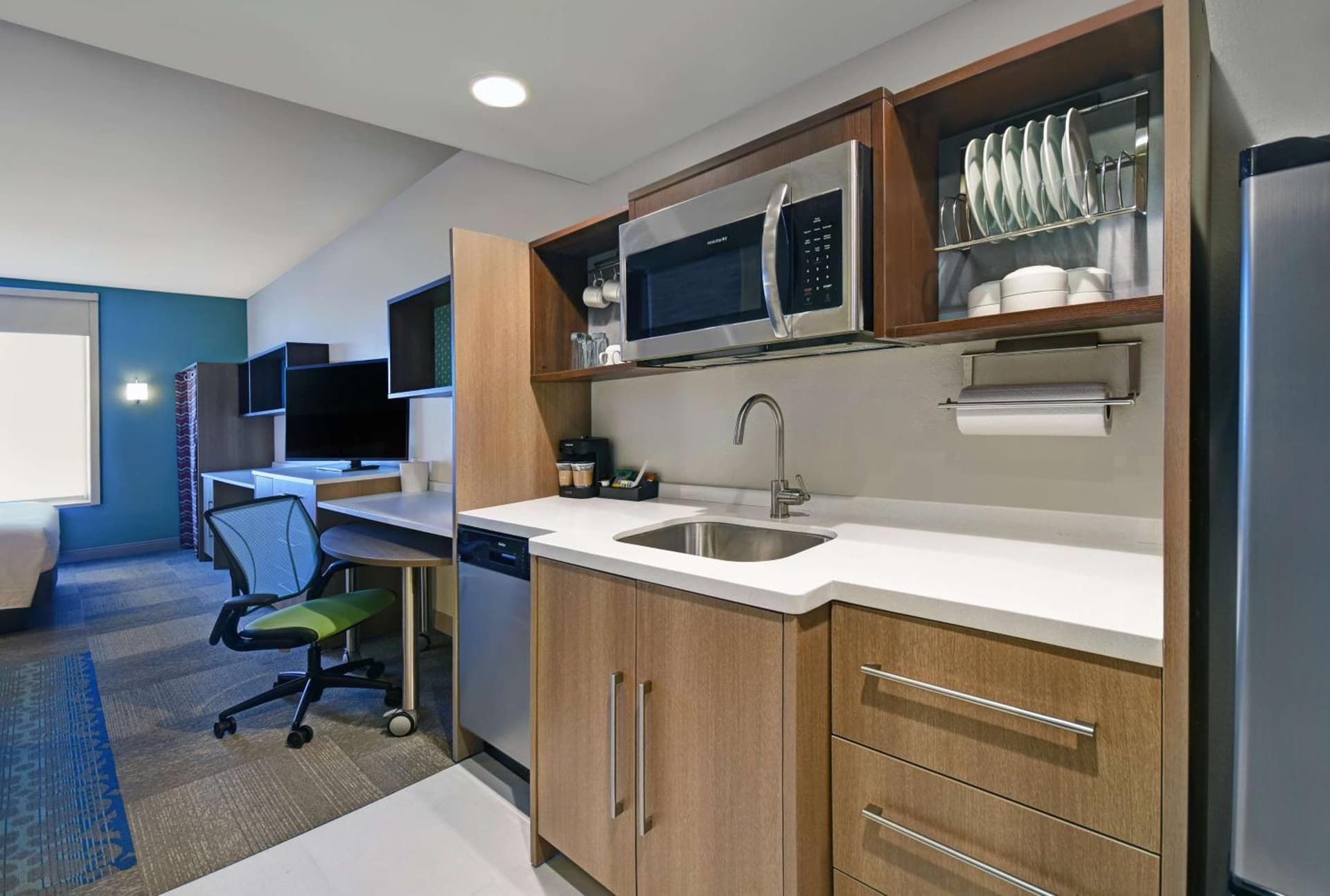 Home2 Suites By Hilton Columbus gallery photo in Columbus, IN — image 22