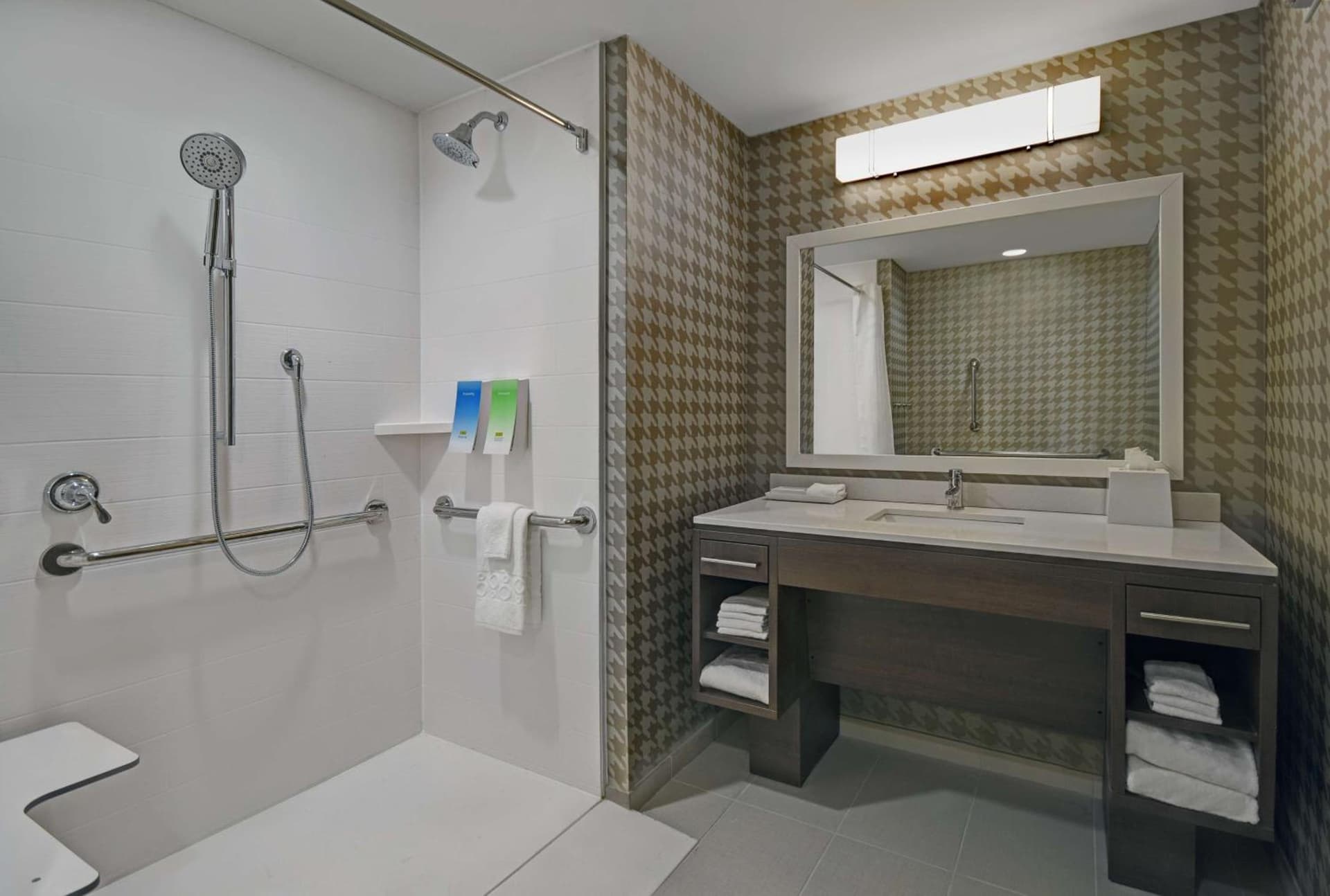 Home2 Suites By Hilton Columbus gallery photo in Columbus, IN — image 26