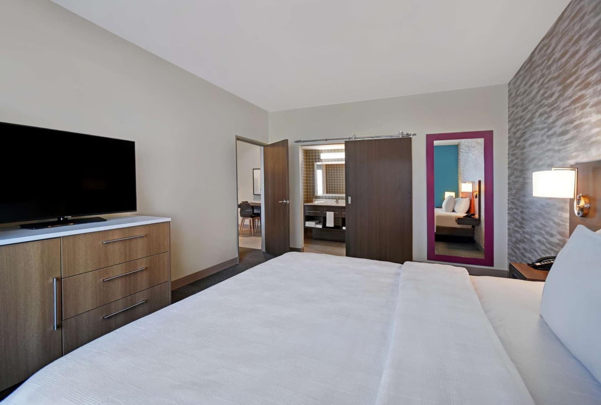 Home2 Suites By Hilton Columbus gallery photo in Columbus, IN — image 39