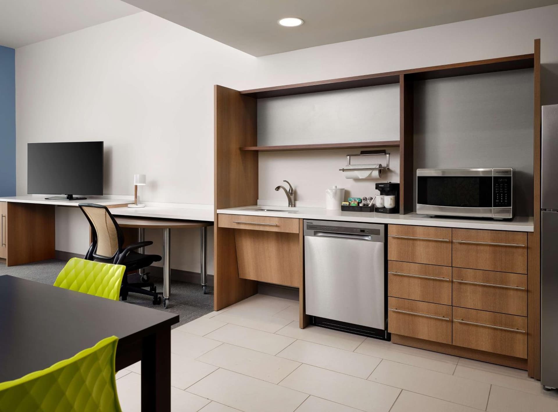 Home2 Suites By Hilton Fishers Indianapolis Northeast property views in Fishers, IN — gallery photo 3