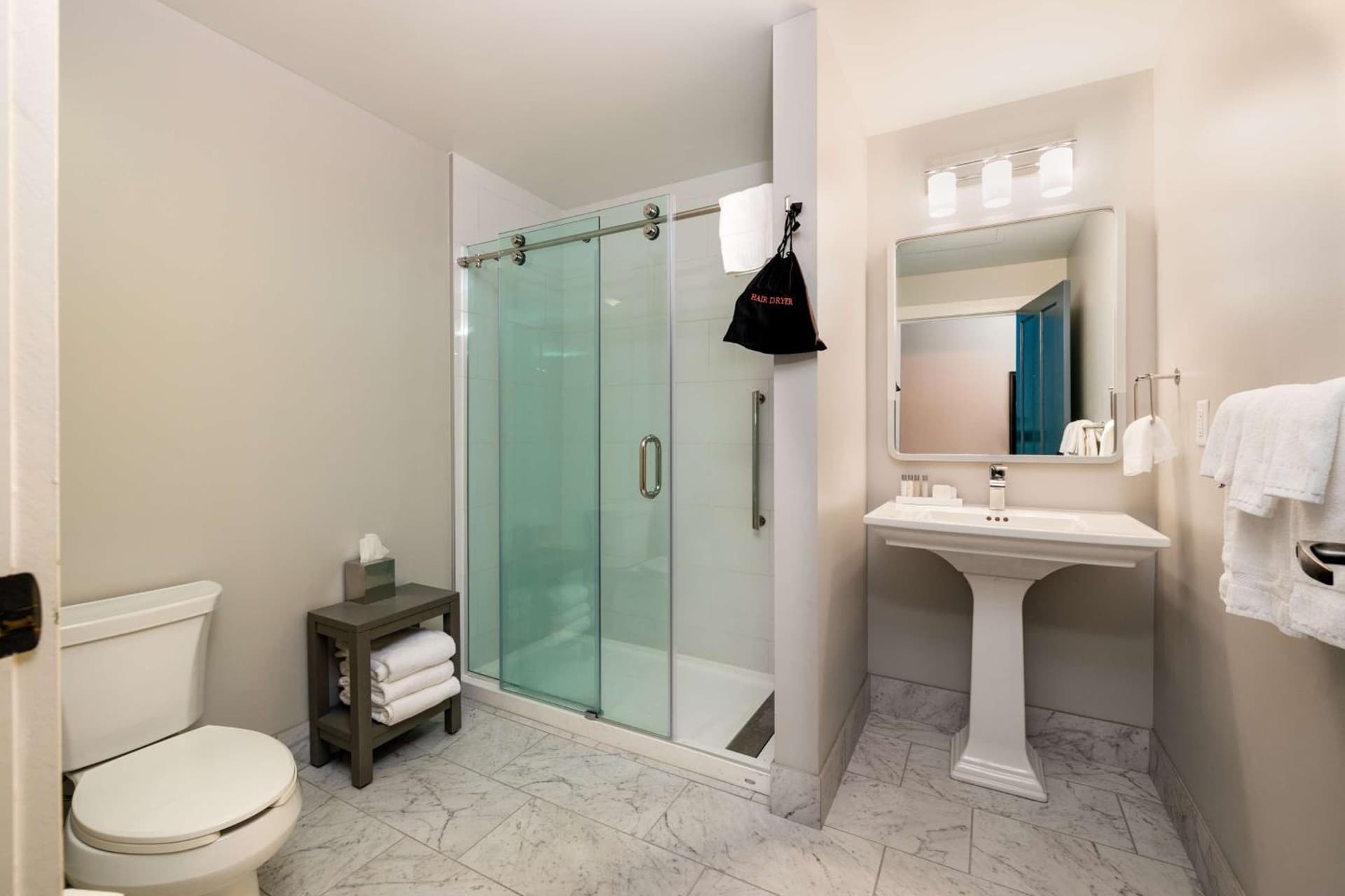 Hotel Florence, Tapestry Collection by Hilton property views in Florence, SC — gallery photo 3