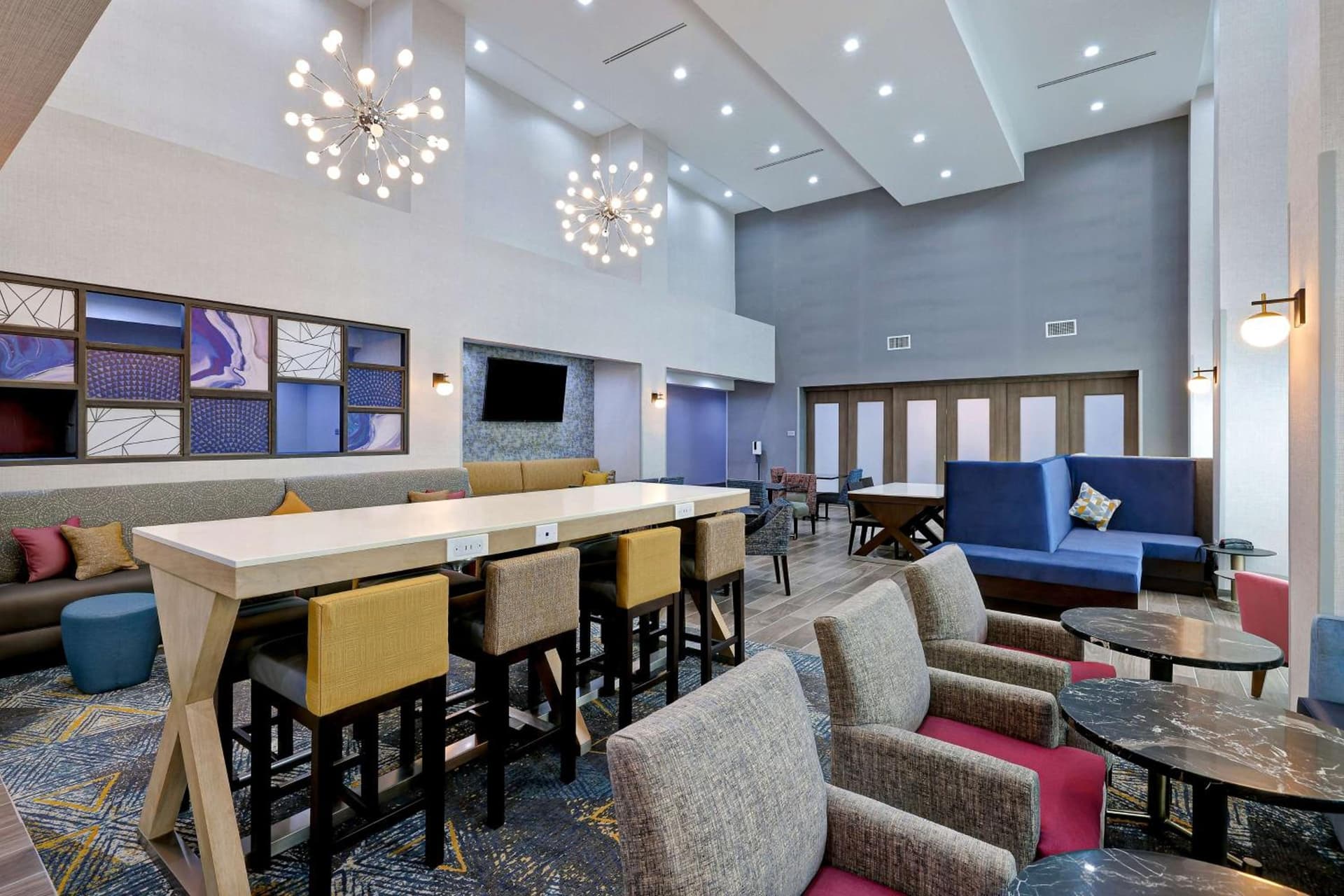Hampton Inn & Suites Houston East Beltway 8, Tx gallery photo in Houston, TX — image 4